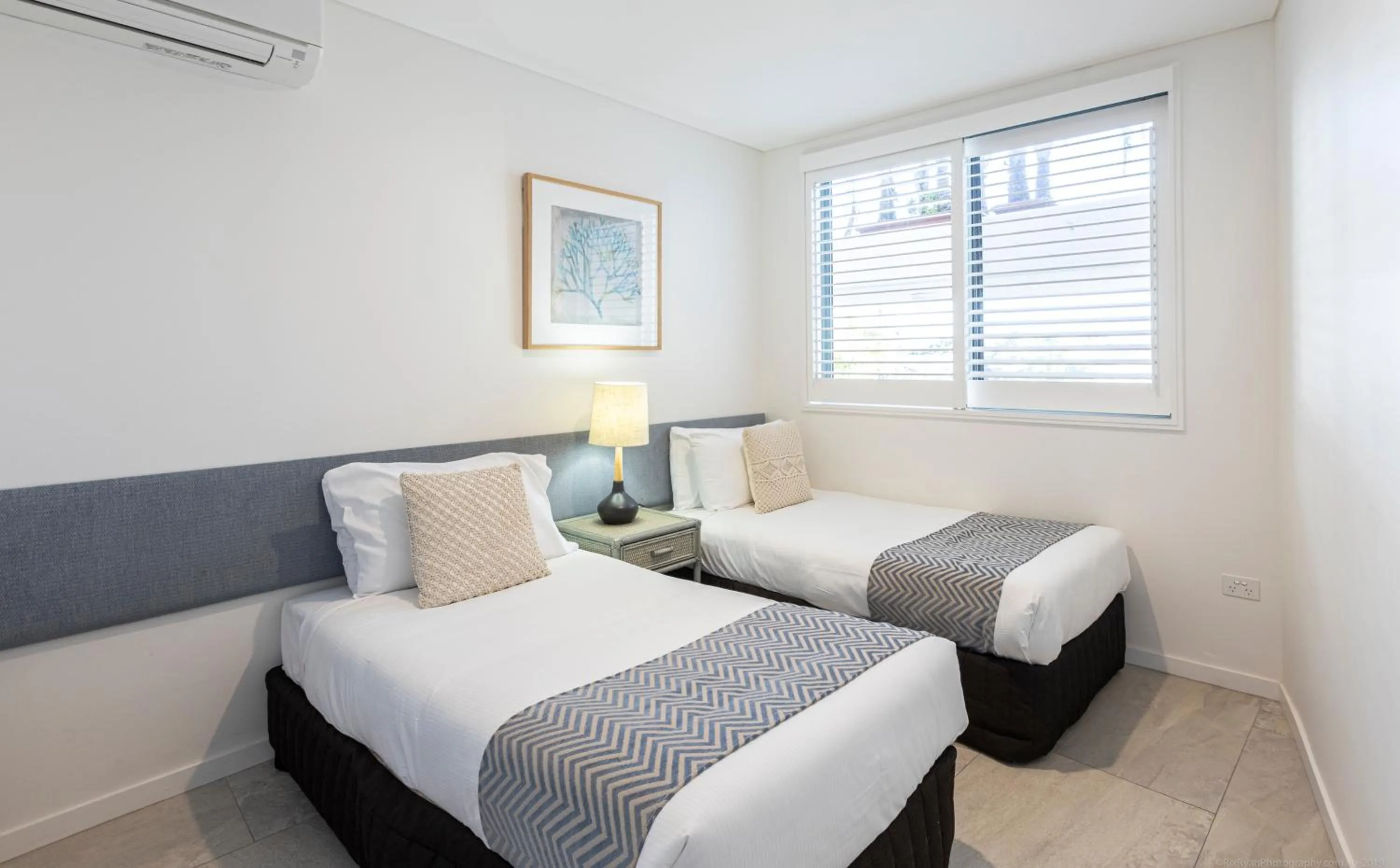 Bedroom, Bed in Bay Royal Apartments