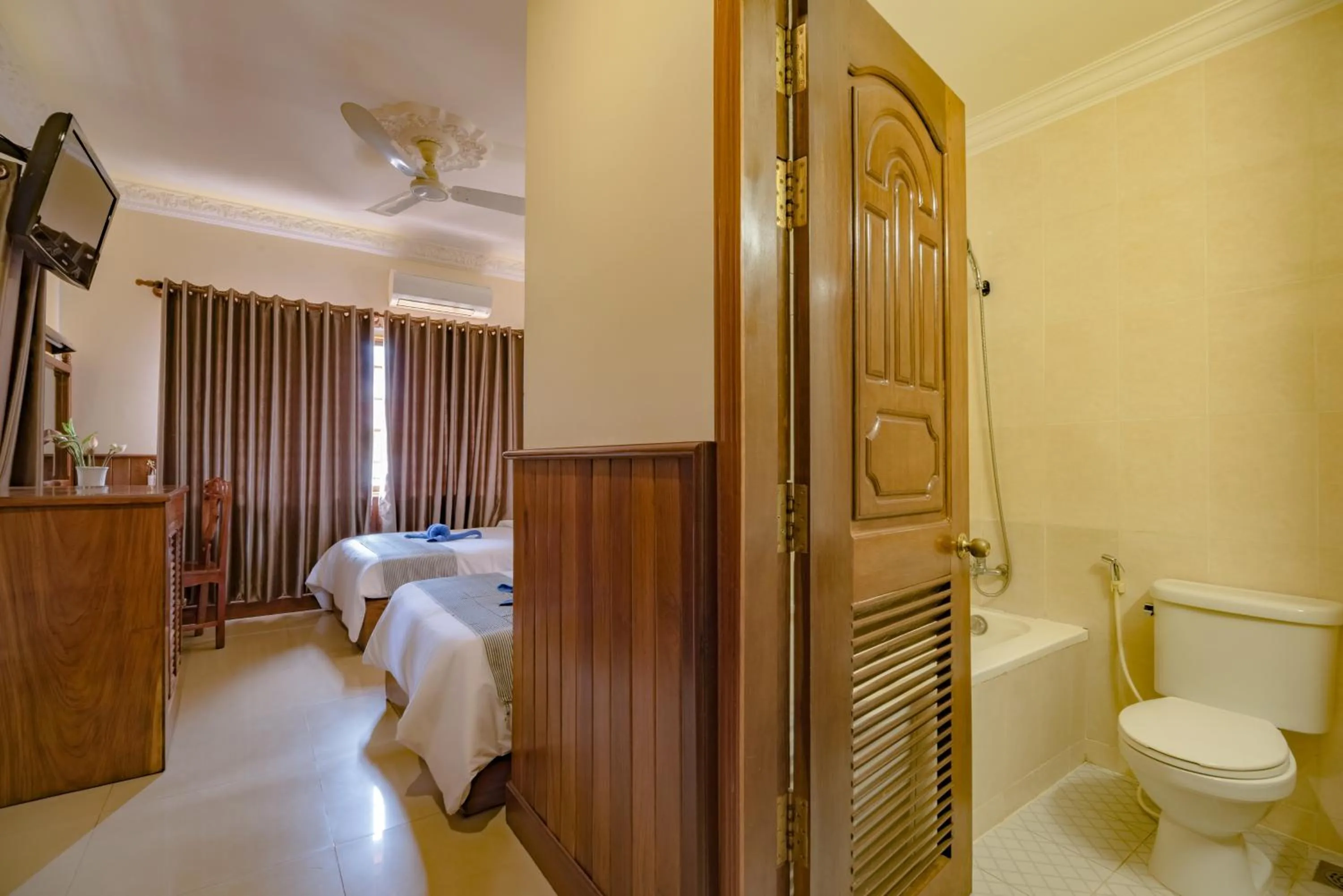 Photo of the whole room, Bed in The Siem Reap Chilled Backpacker