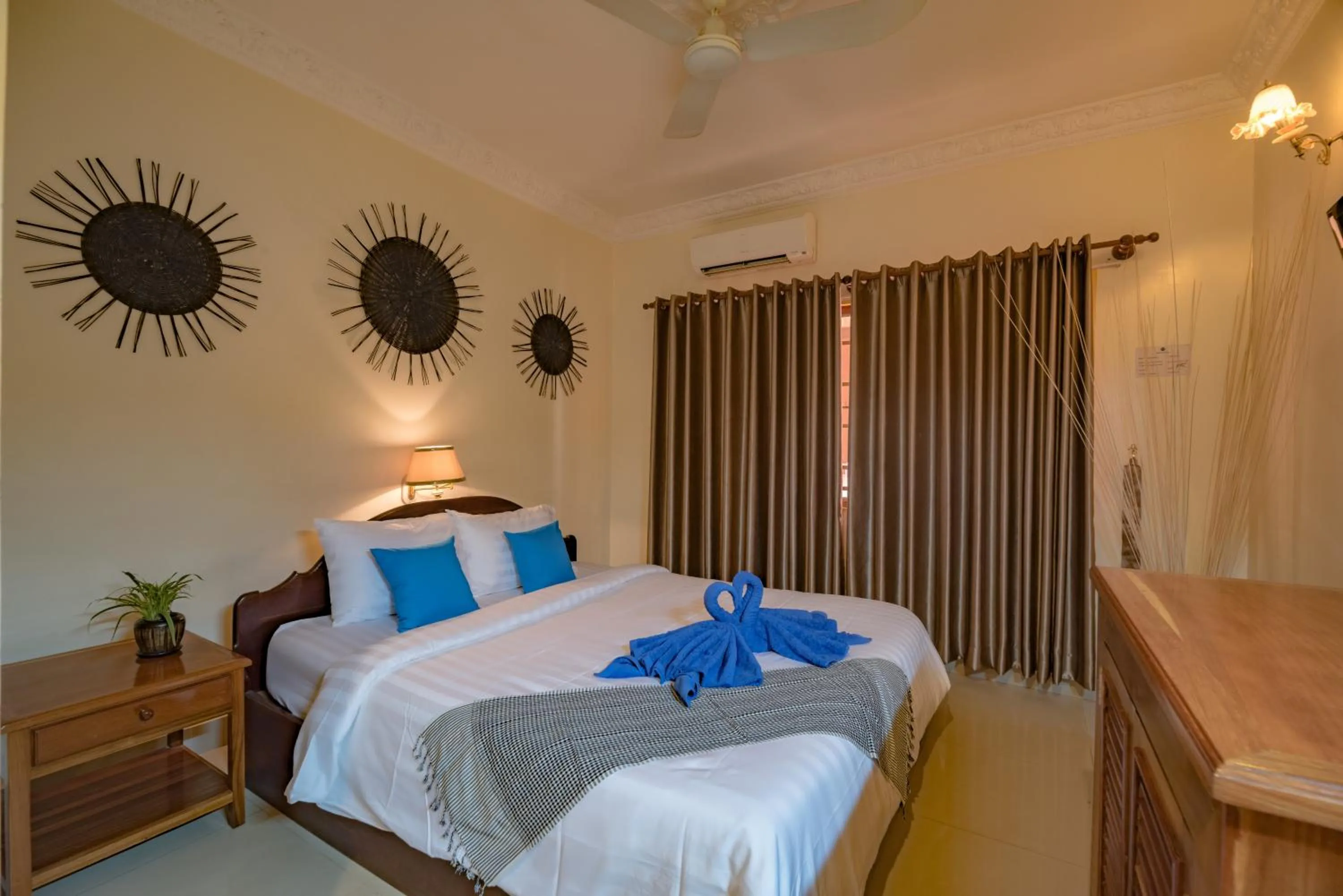 Photo of the whole room, Bed in The Siem Reap Chilled Backpacker