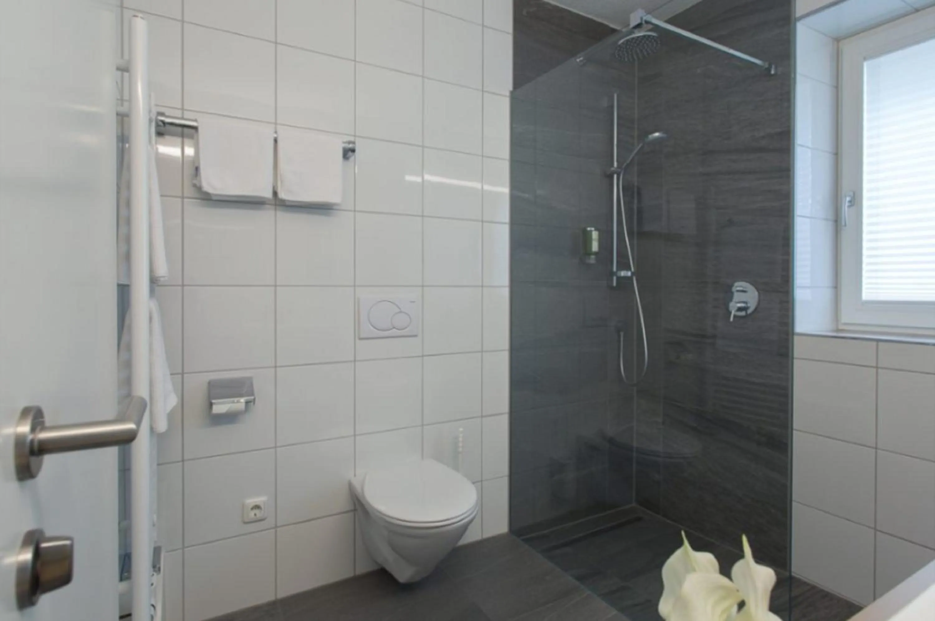 Shower in Hotel Rundeck