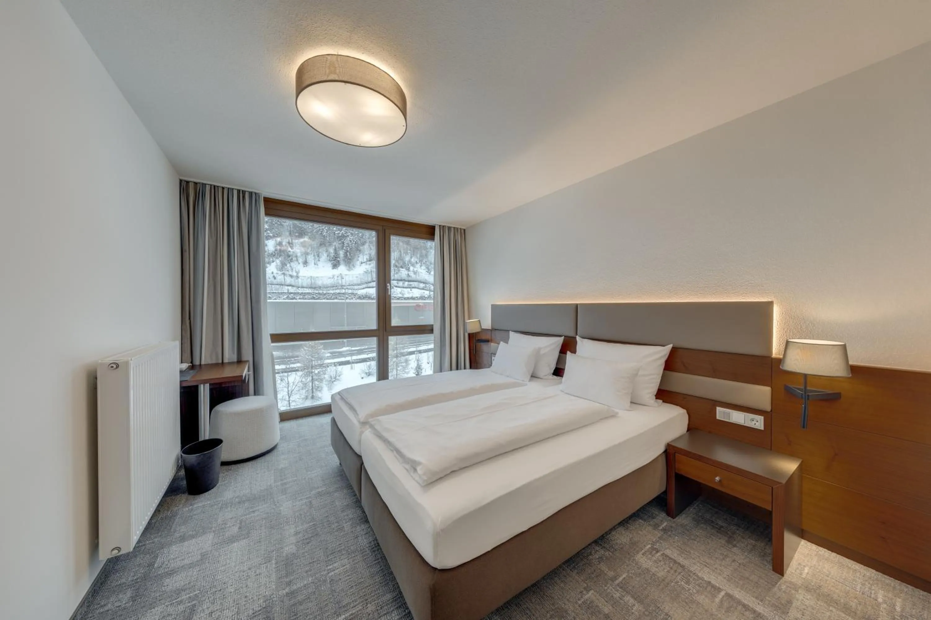 Photo of the whole room, Bed in Hotel Rundeck