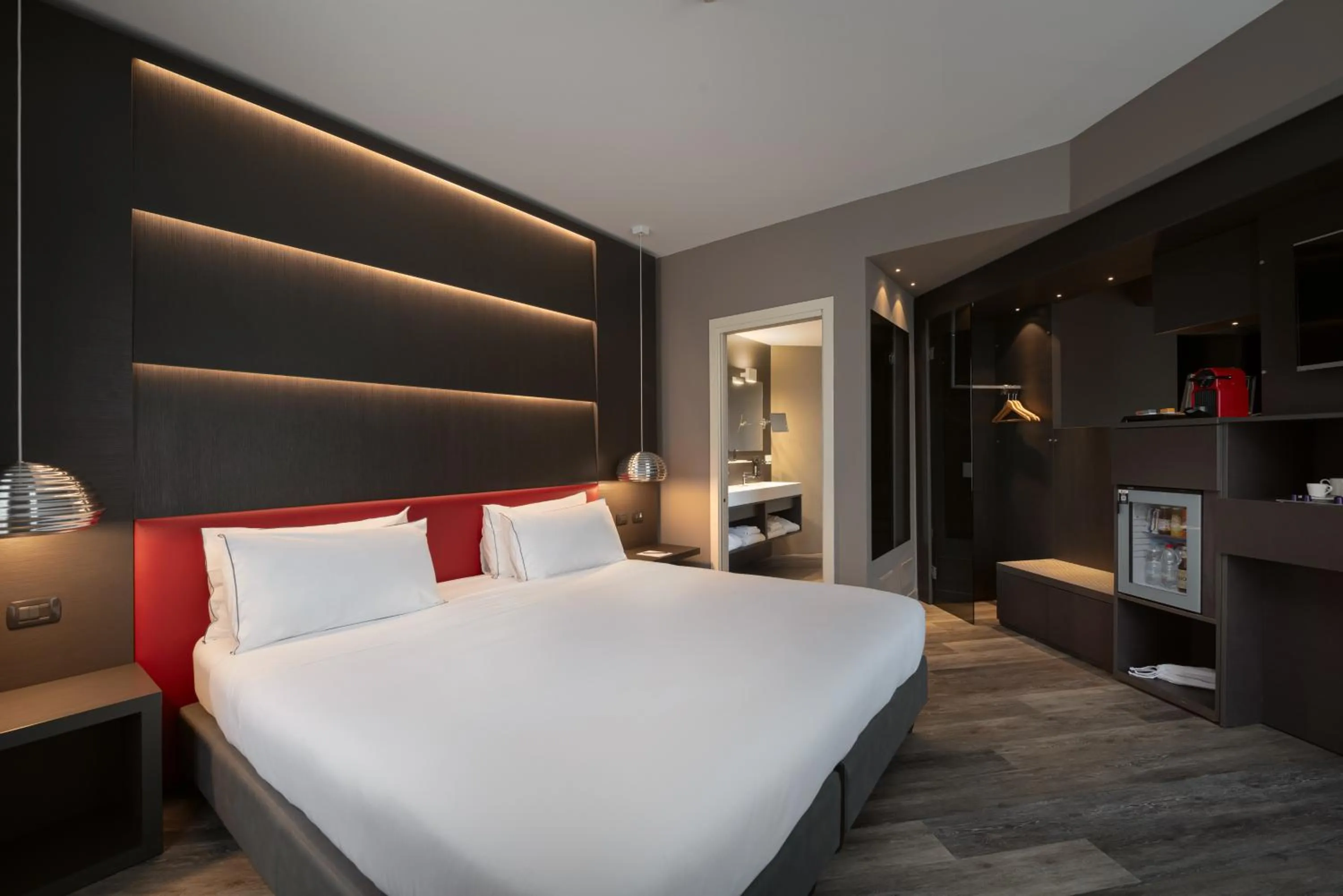 Bed in Maranello Palace