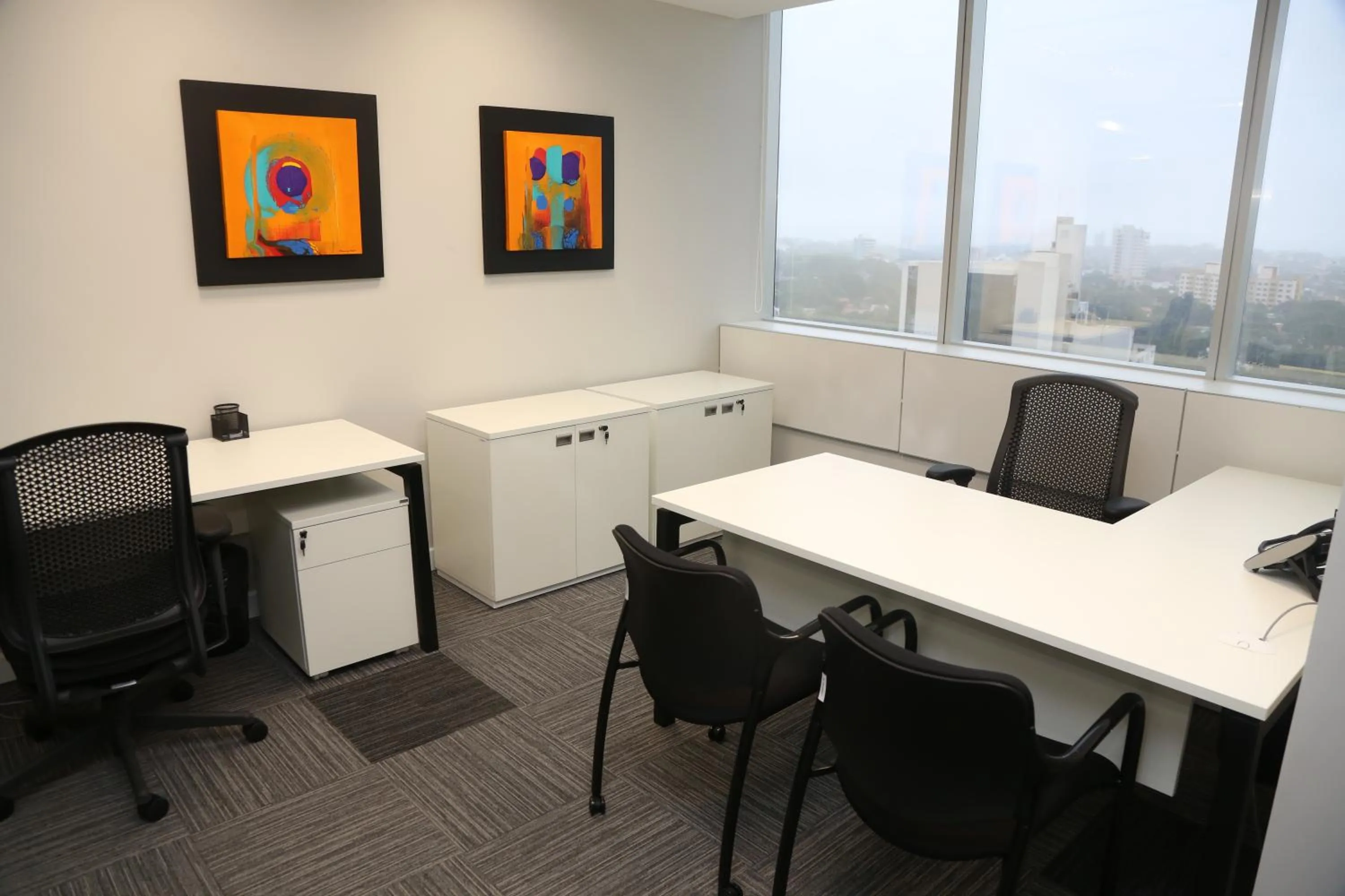 Business facilities in Paseo La Galería Hotel & Suites