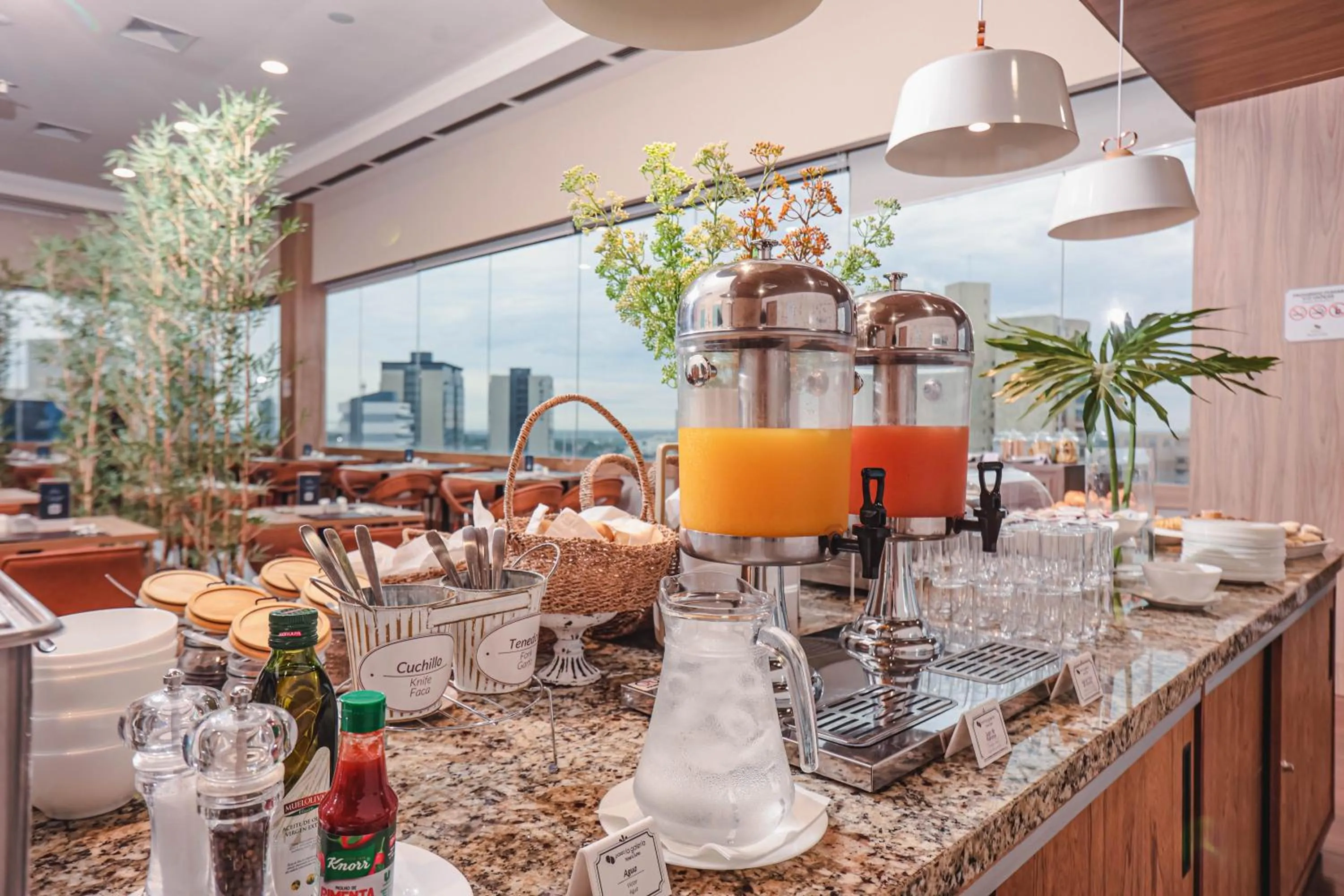 Breakfast in Paseo La Galería Hotel & Suites