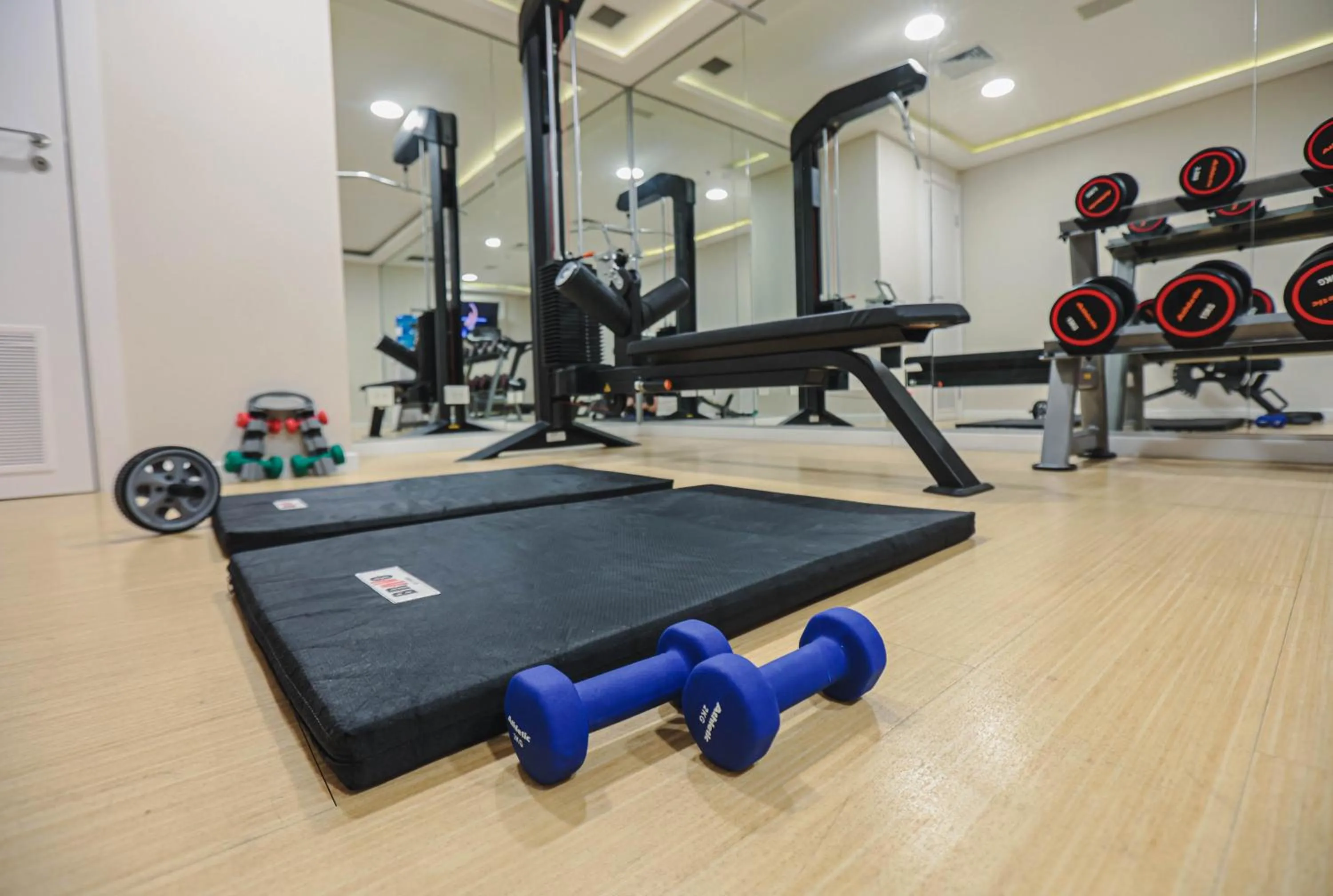 Fitness centre/facilities in Paseo La Galería Hotel & Suites