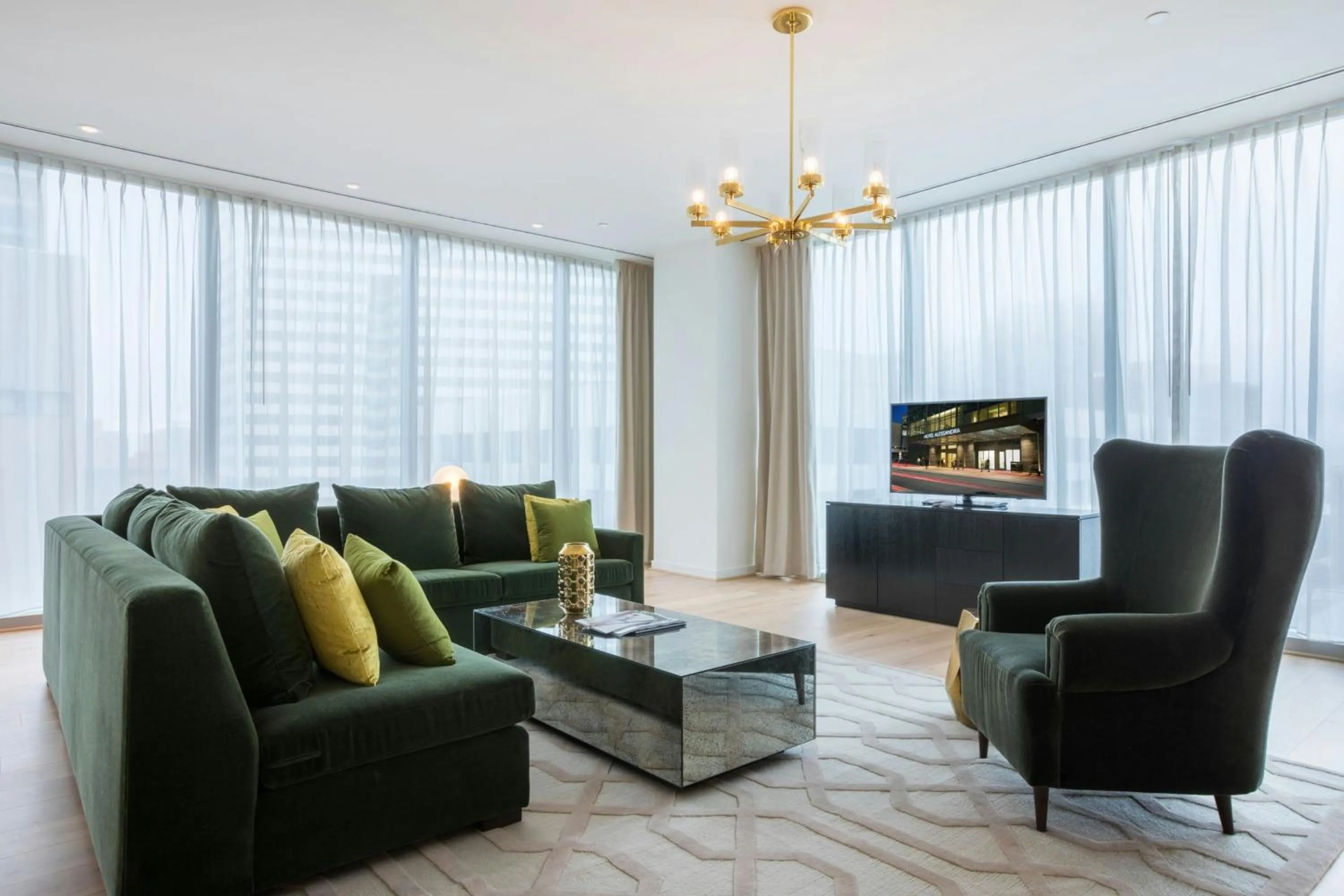 Living room in The Laura Hotel, Houston Downtown, Autograph Collection