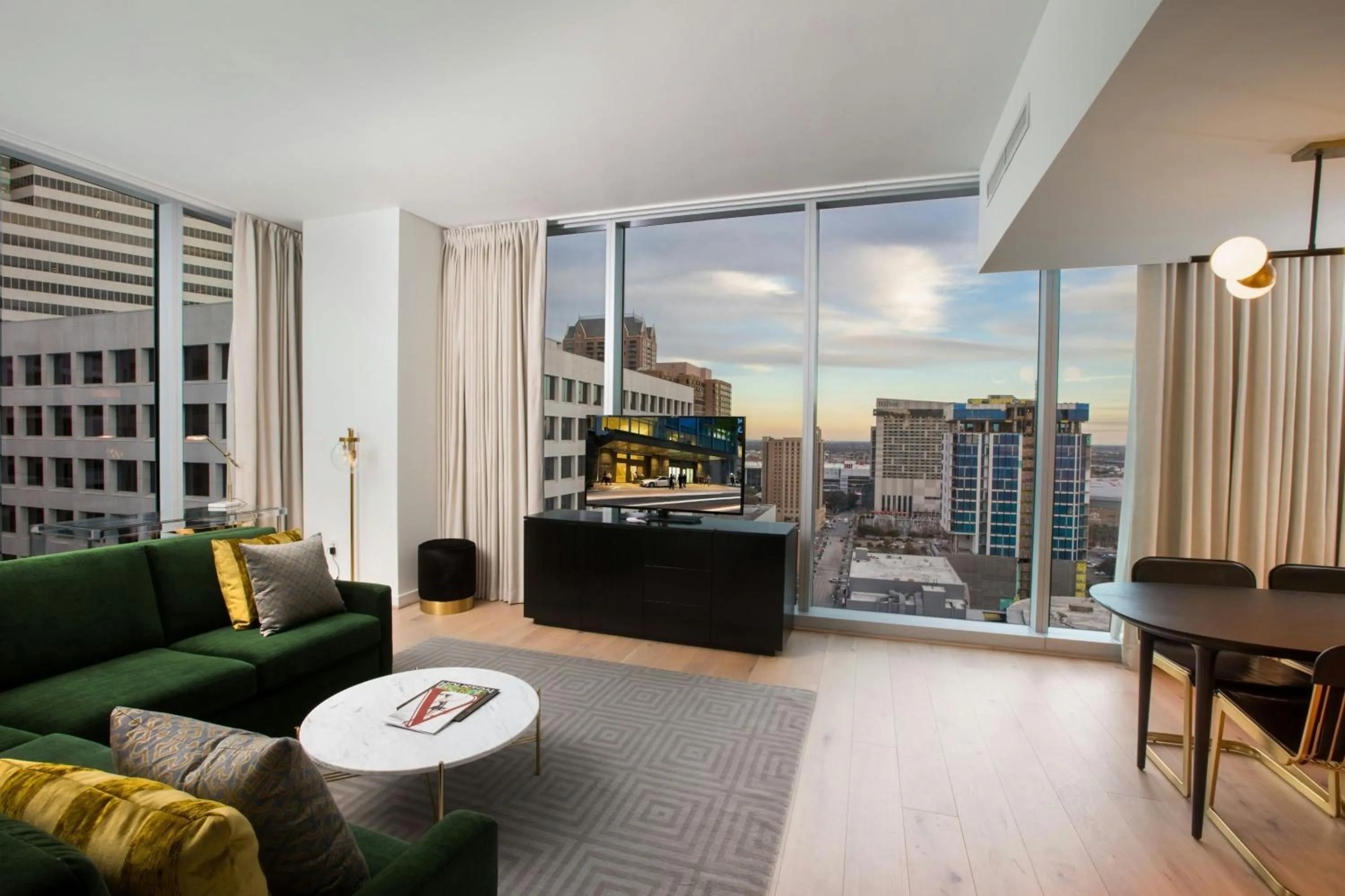 Photo of the whole room in The Laura Hotel, Houston Downtown, Autograph Collection