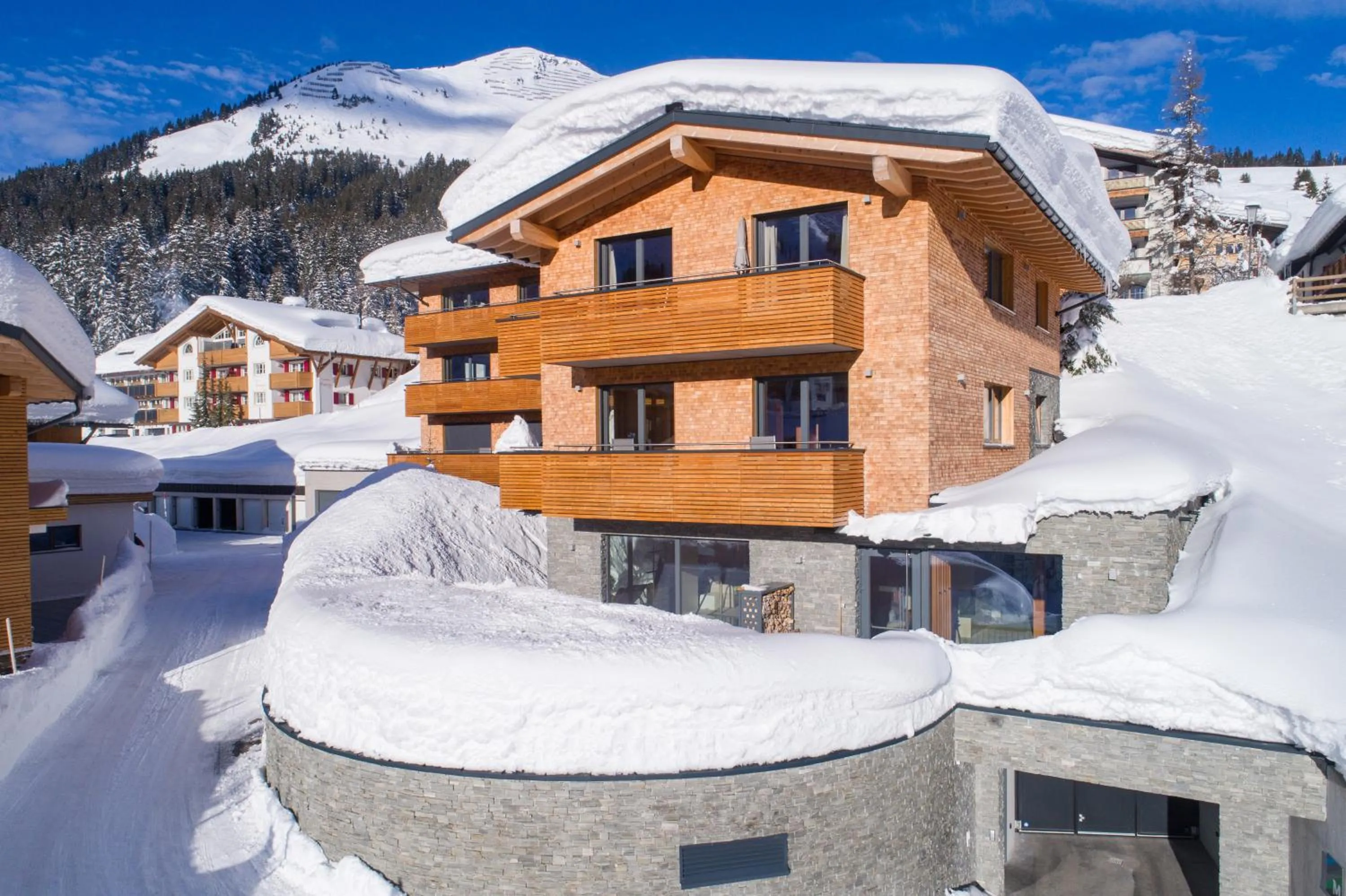 Property building in Mats Lech Alpenquartier