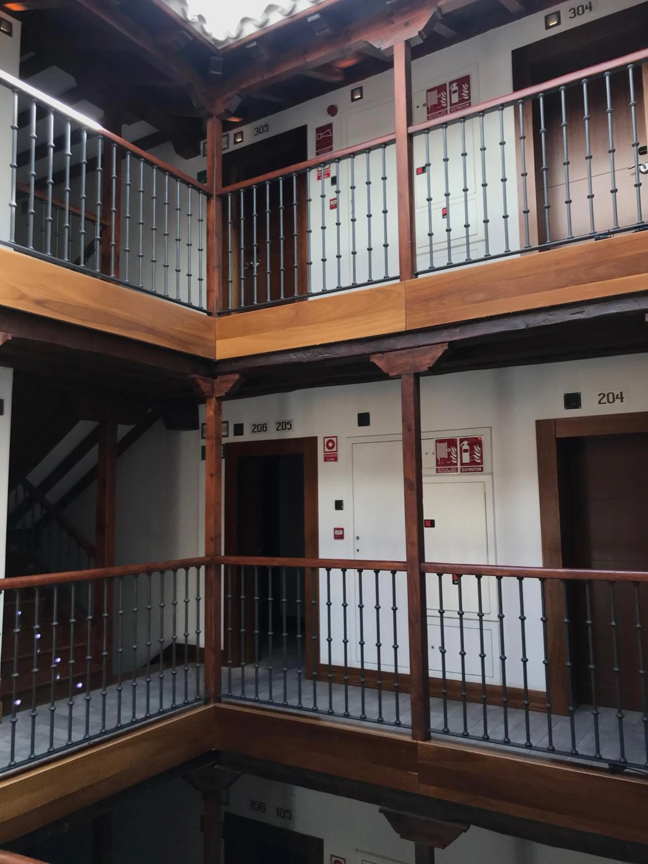 Area and facilities in Posada del León de Oro Boutique Hotel