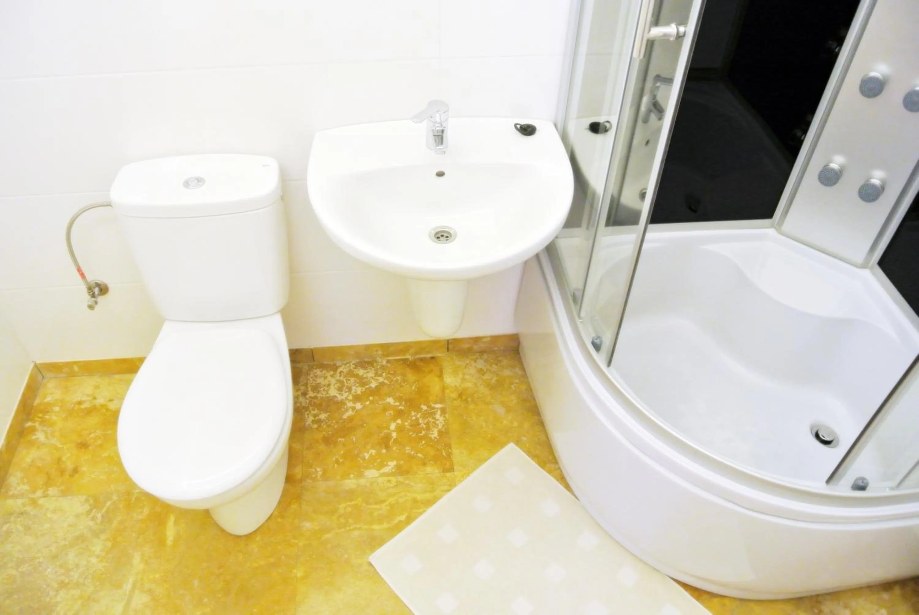 Bathroom in Kamienica Bankowa Residence