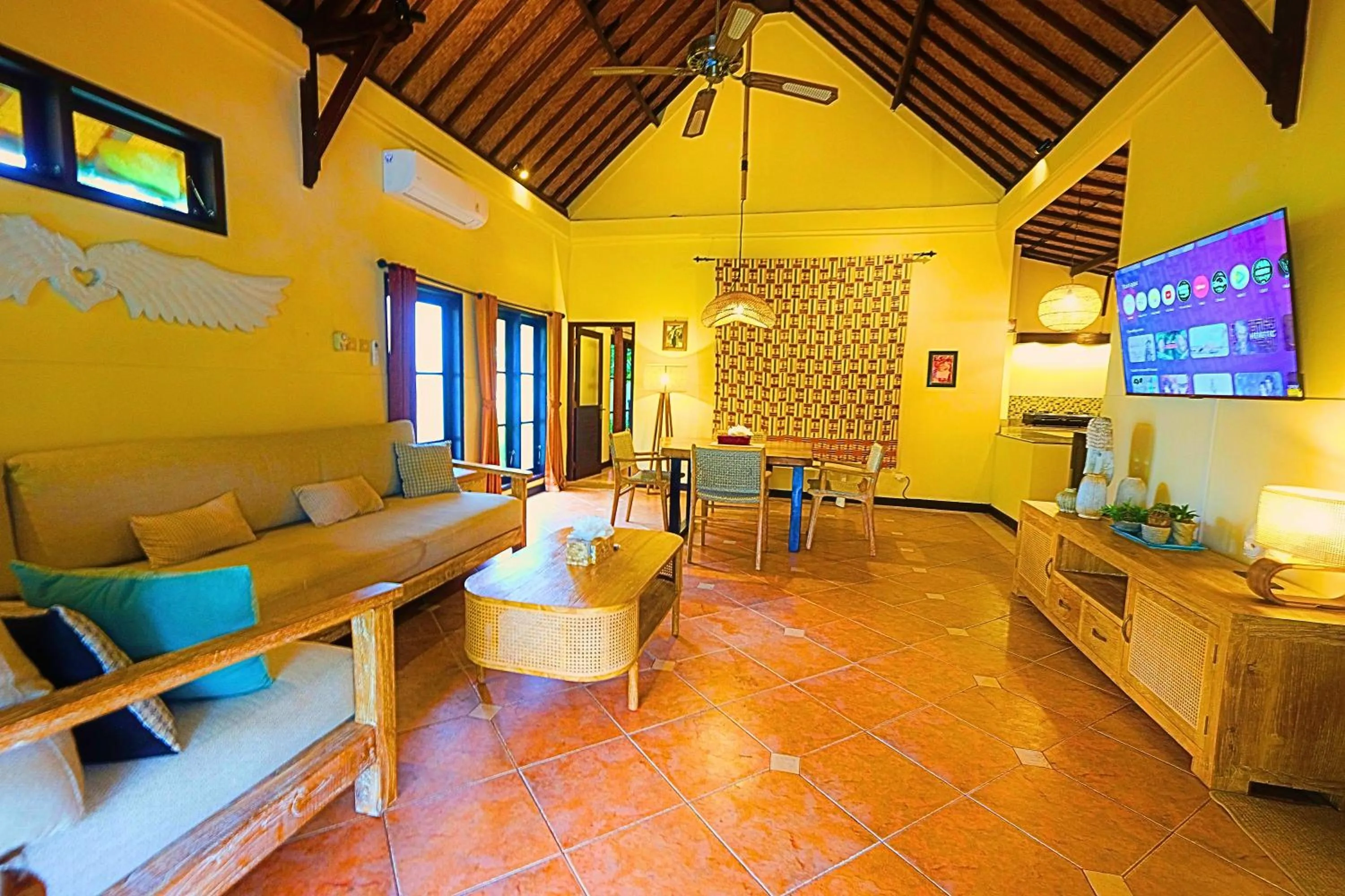 Communal lounge/ TV room in Amertha Bali Villas