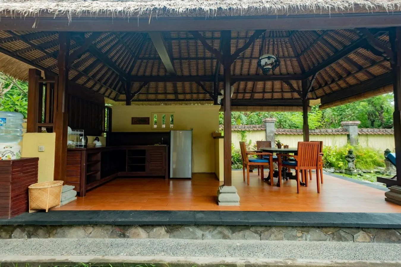 Kitchen or kitchenette in Amertha Bali Villas