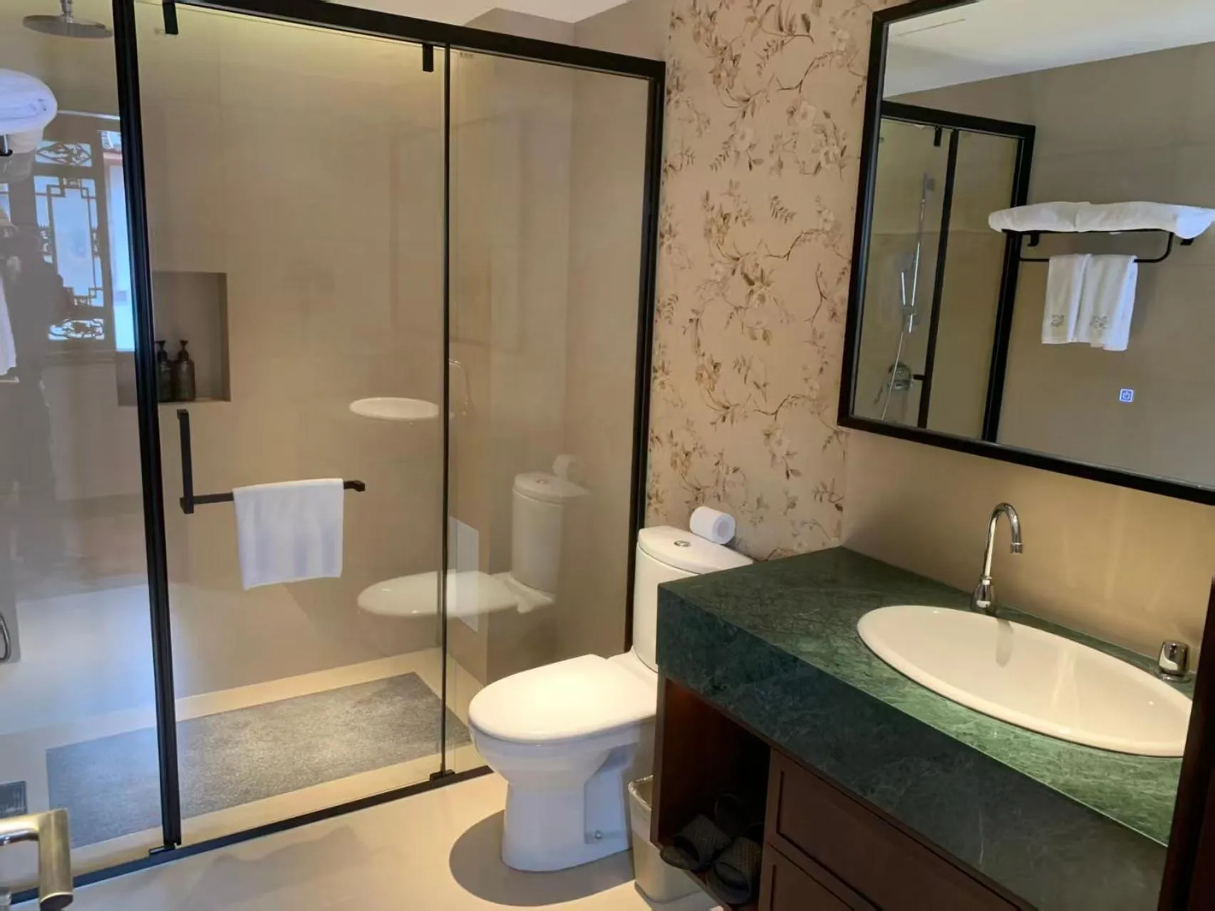 Lijiang Wangfu Hotel