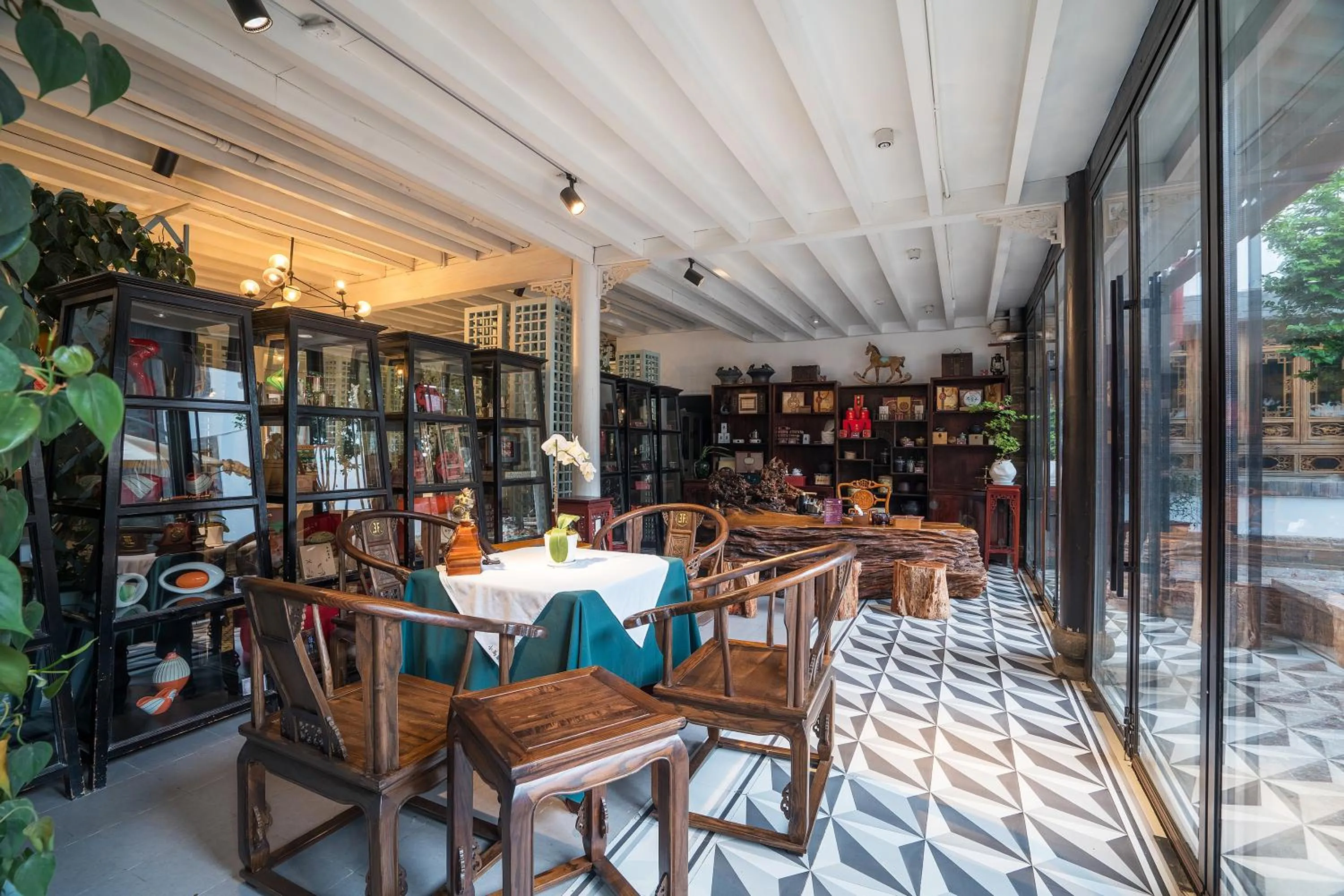 Lijiang Wangfu Hotel