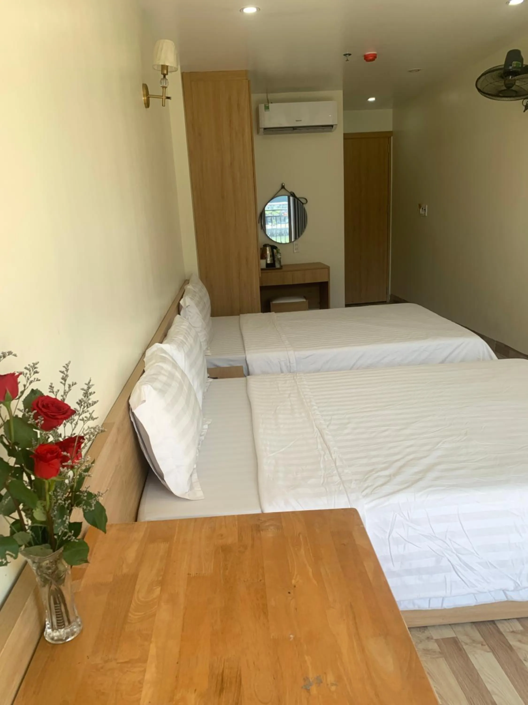 Bed in Sea Balcony Hotel