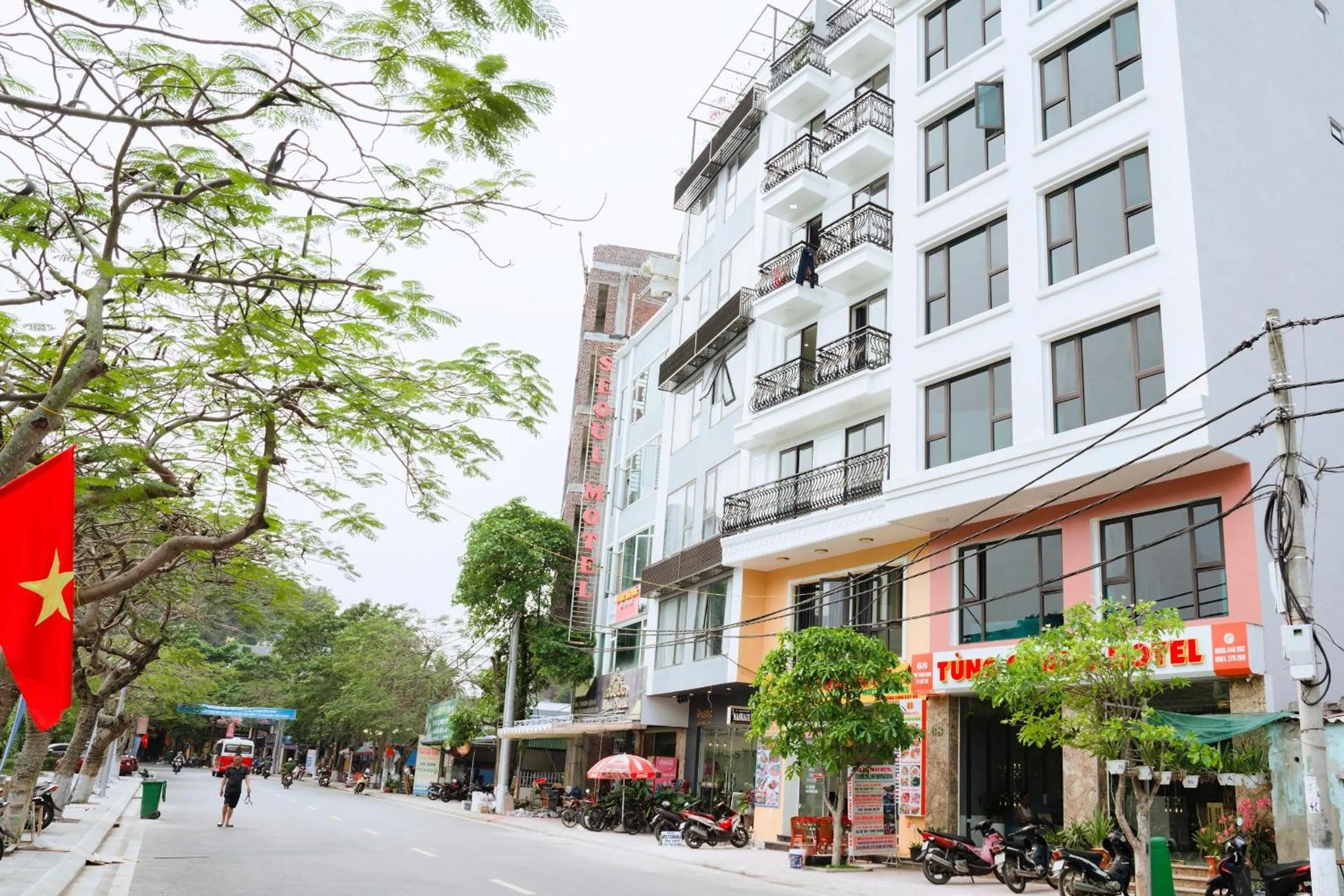 Neighbourhood in Sea Balcony Hotel