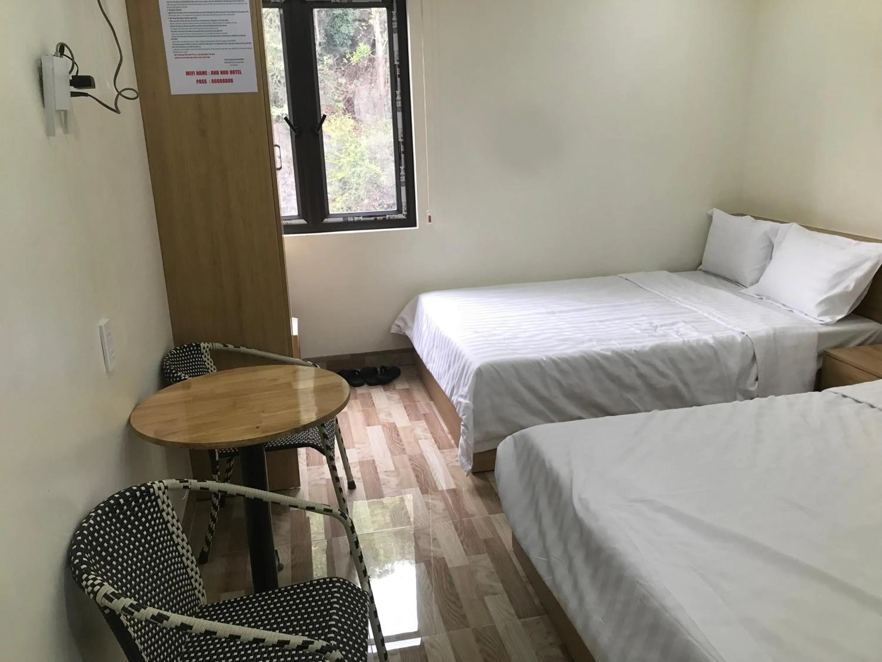 Bedroom, Bed in Sea Balcony Hotel