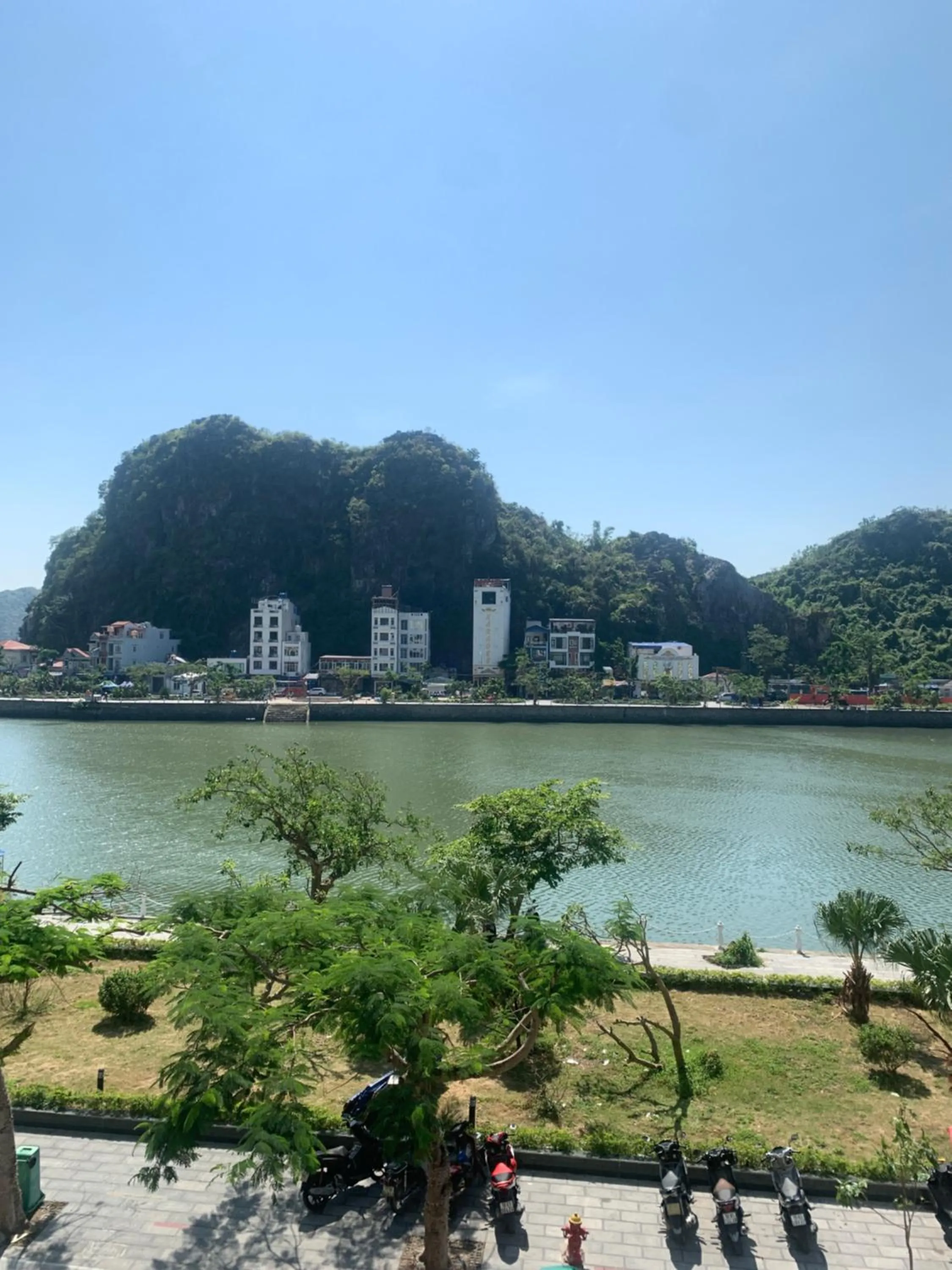 Lake view in Sea Balcony Hotel