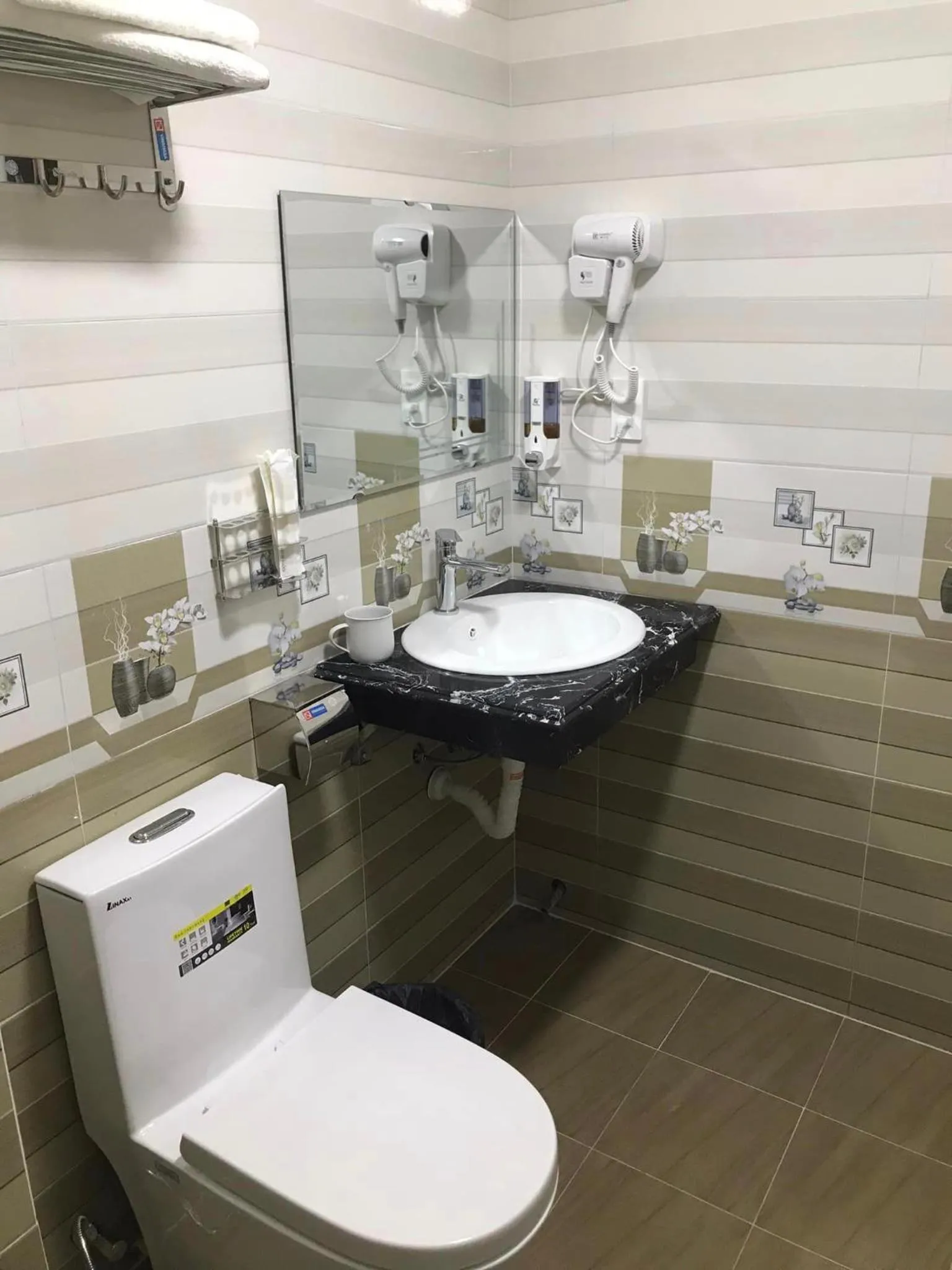 Toilet in Sea Balcony Hotel