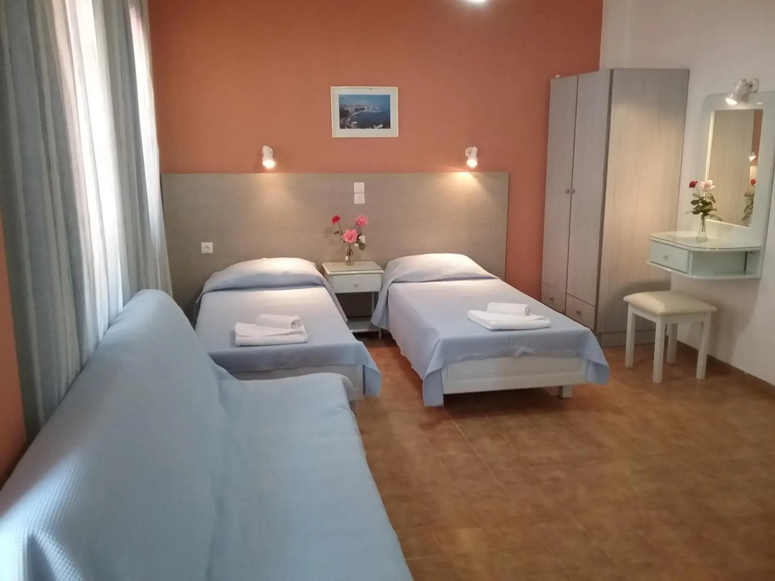 Economy Studio (2-3 Adults) in Ilona Apartments Chania Economy Studio (2-3 Adults) in Ilona Apartments Chania