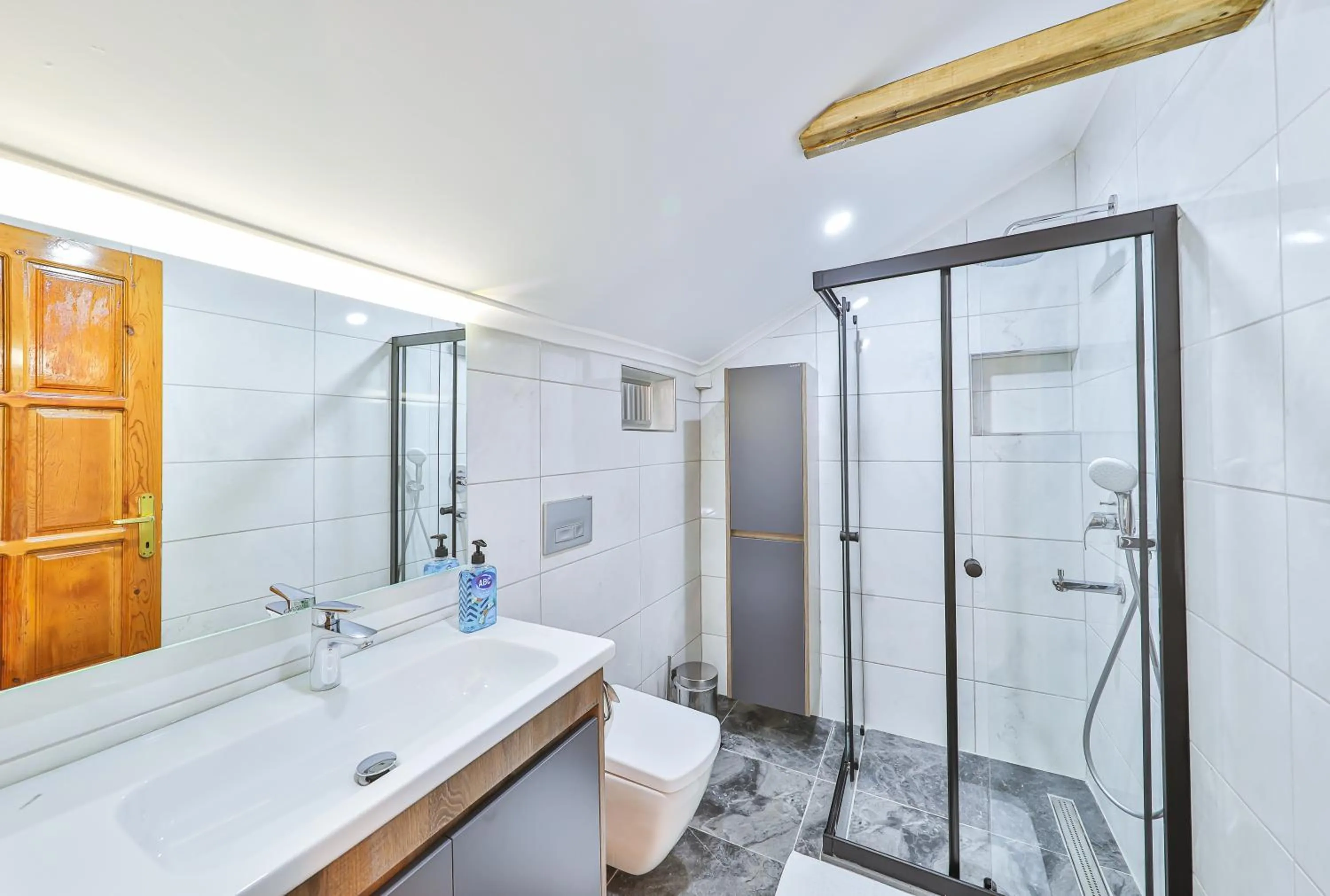 Shower in Villa Dundar - Kas Apartments