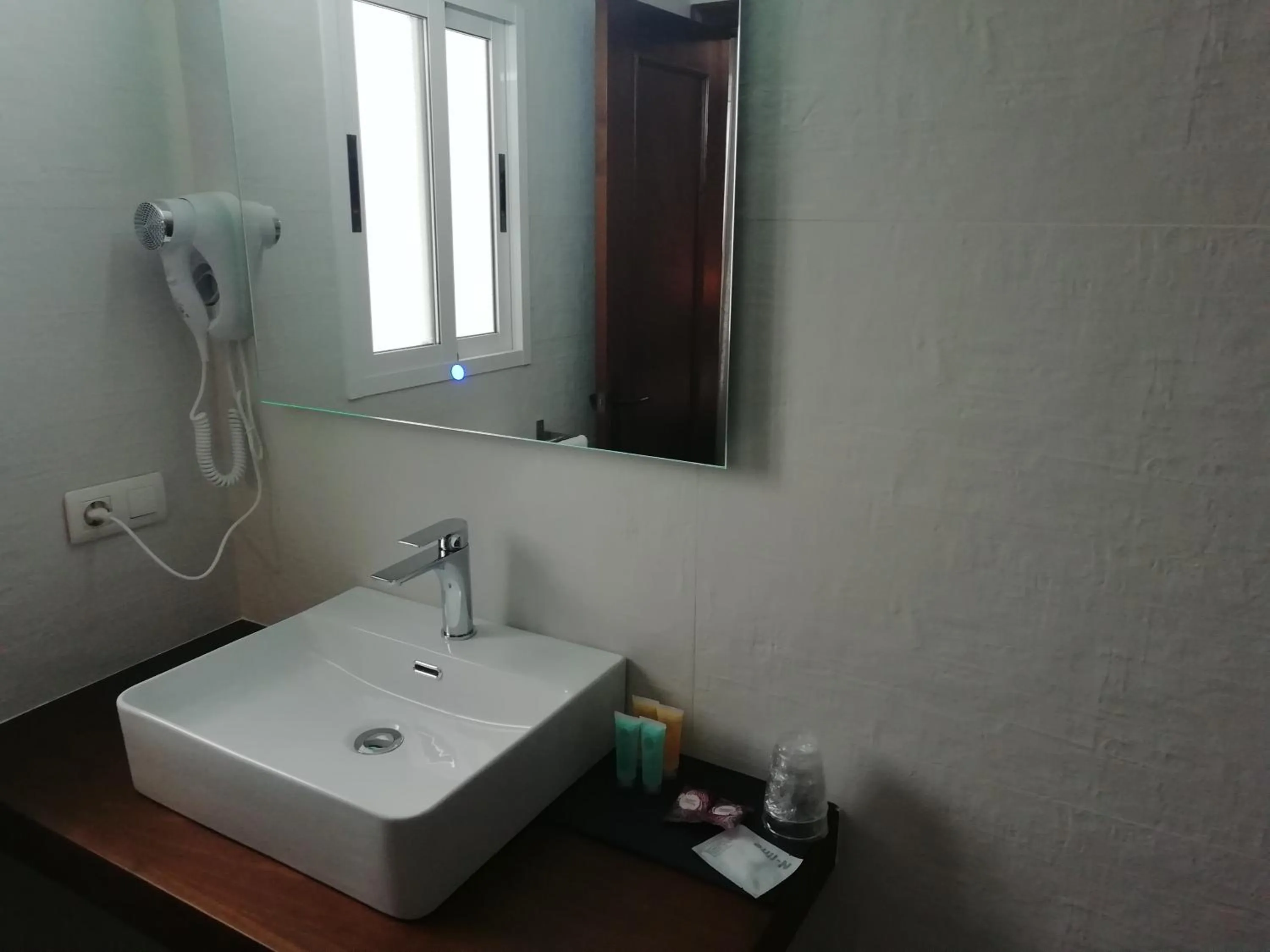 Bathroom in Hotel Montearoma