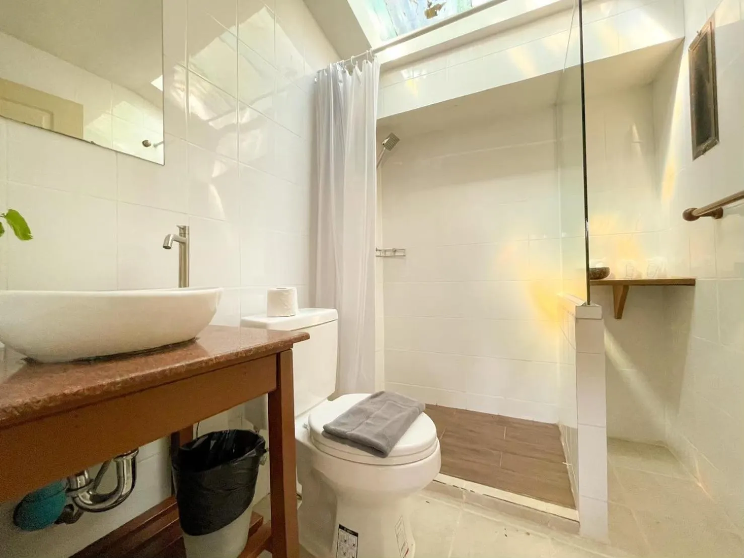 Shower in Samed Cabana Resort