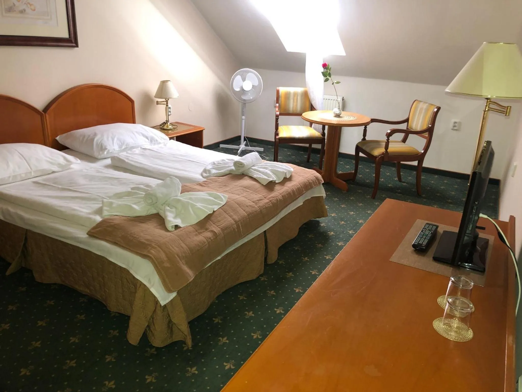 Photo of the whole room in Hotel GEO