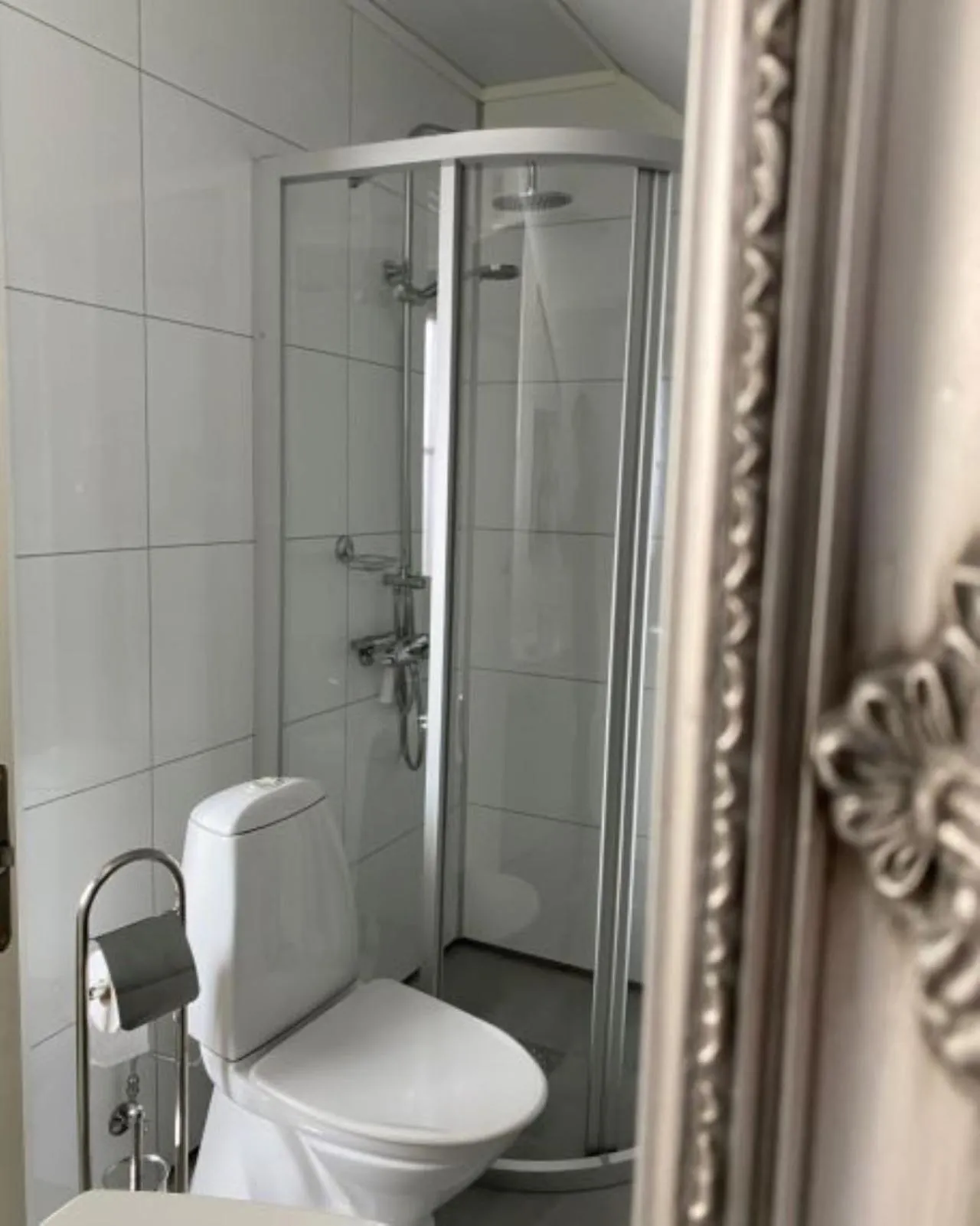 Bathroom in Fitjar Fjordhotell