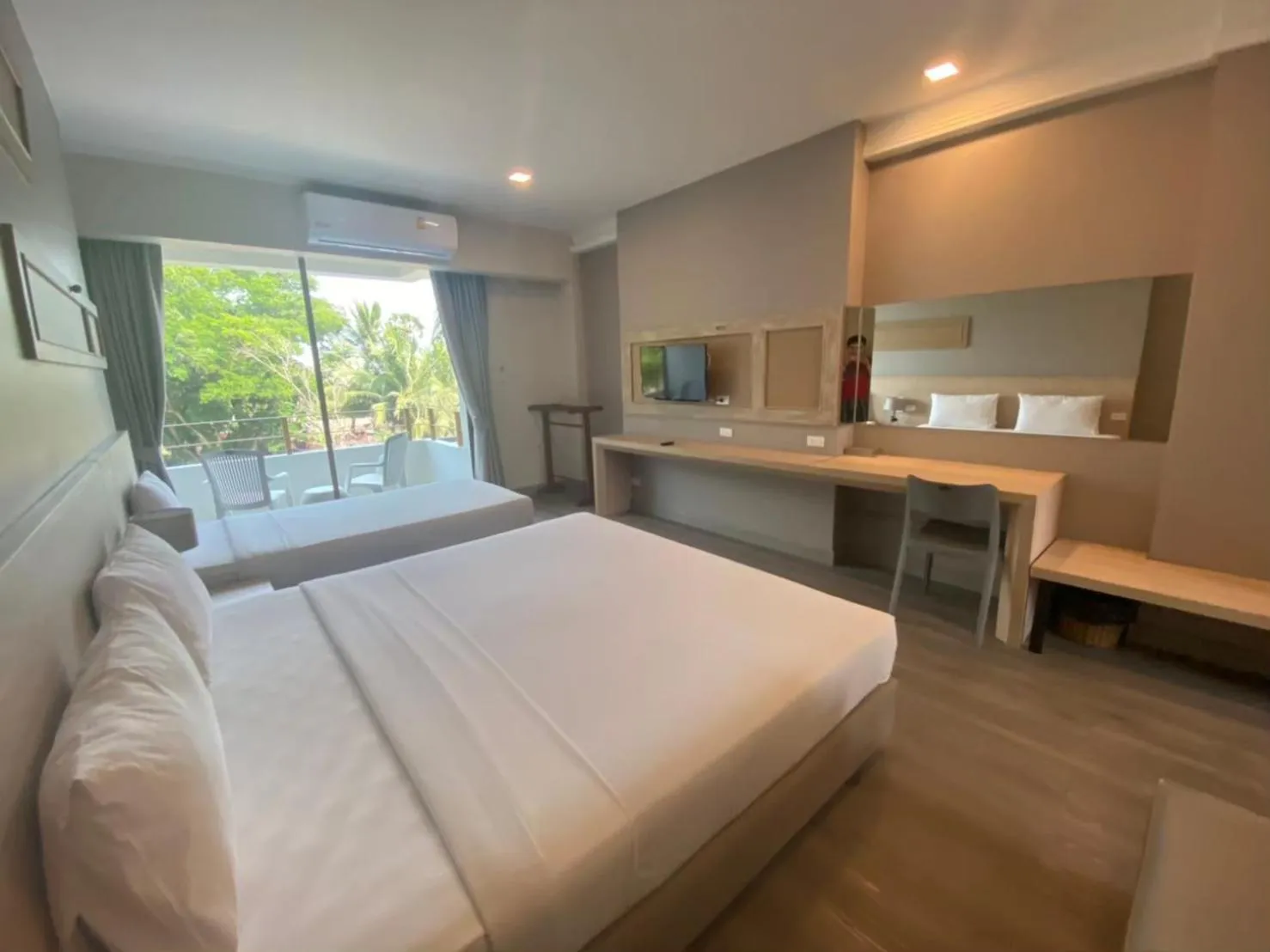 Bed in Rayong Chalet Resort