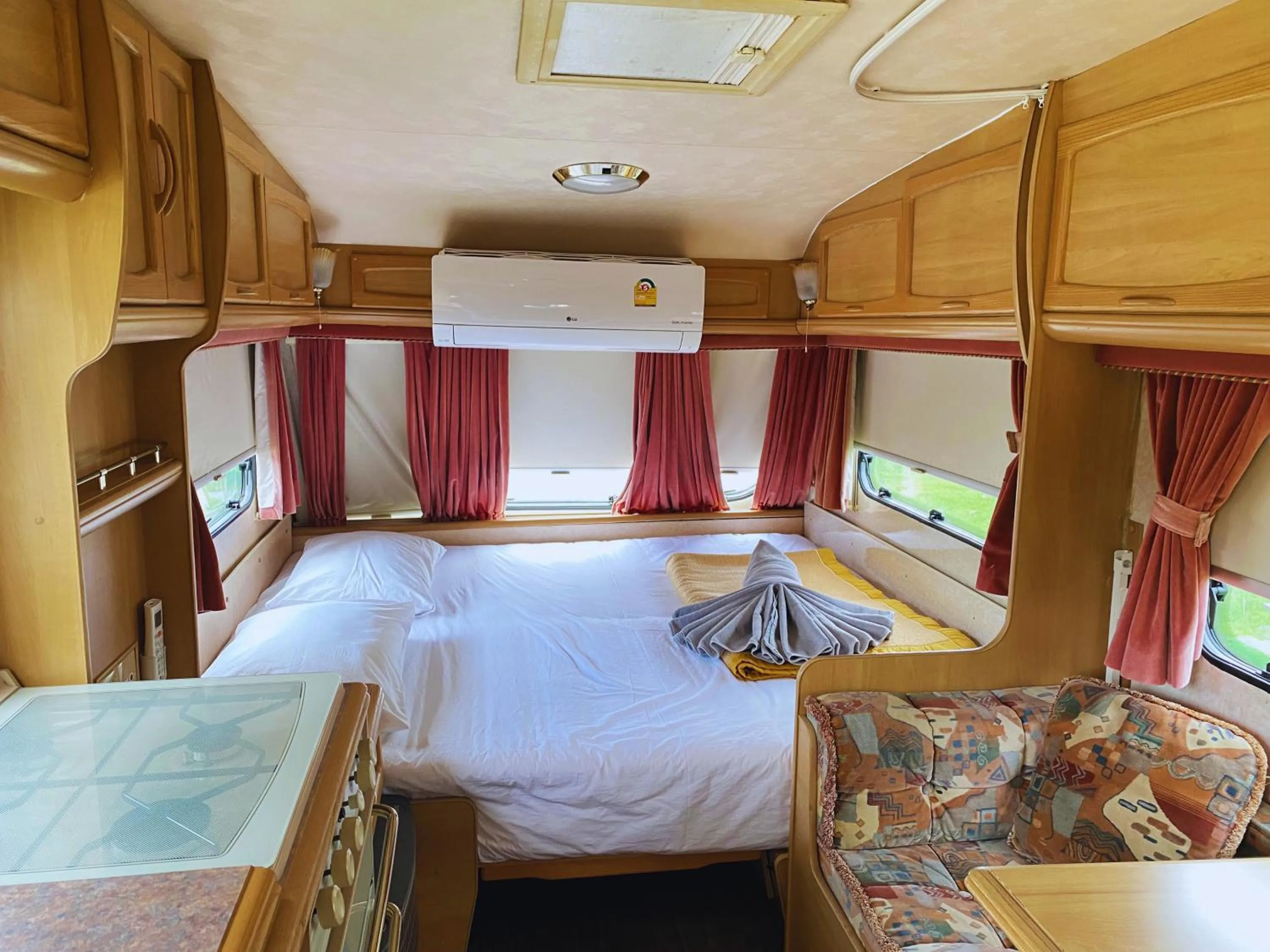 Bed in Rayong Chalet Resort