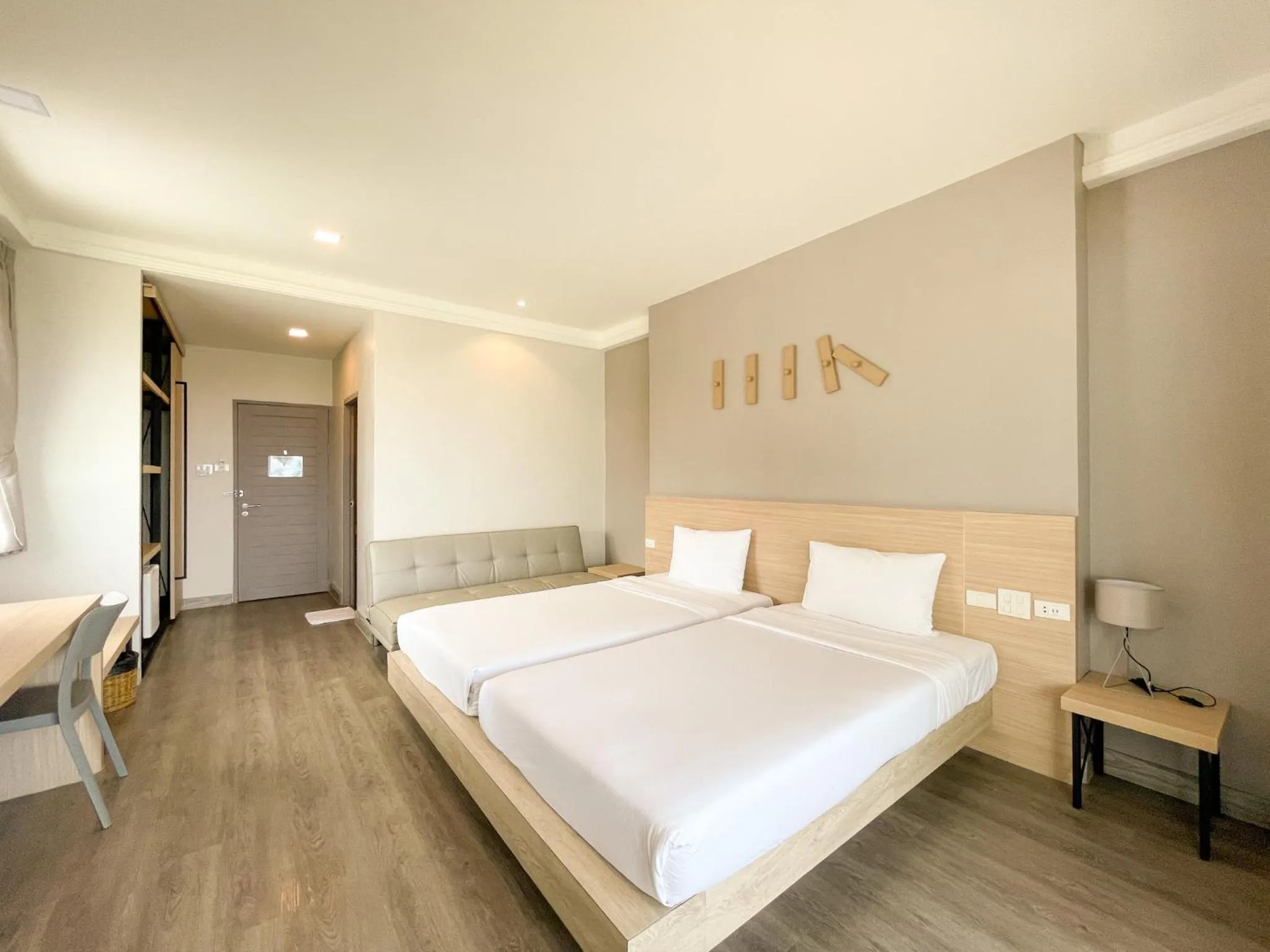 Bed in Rayong Chalet Resort