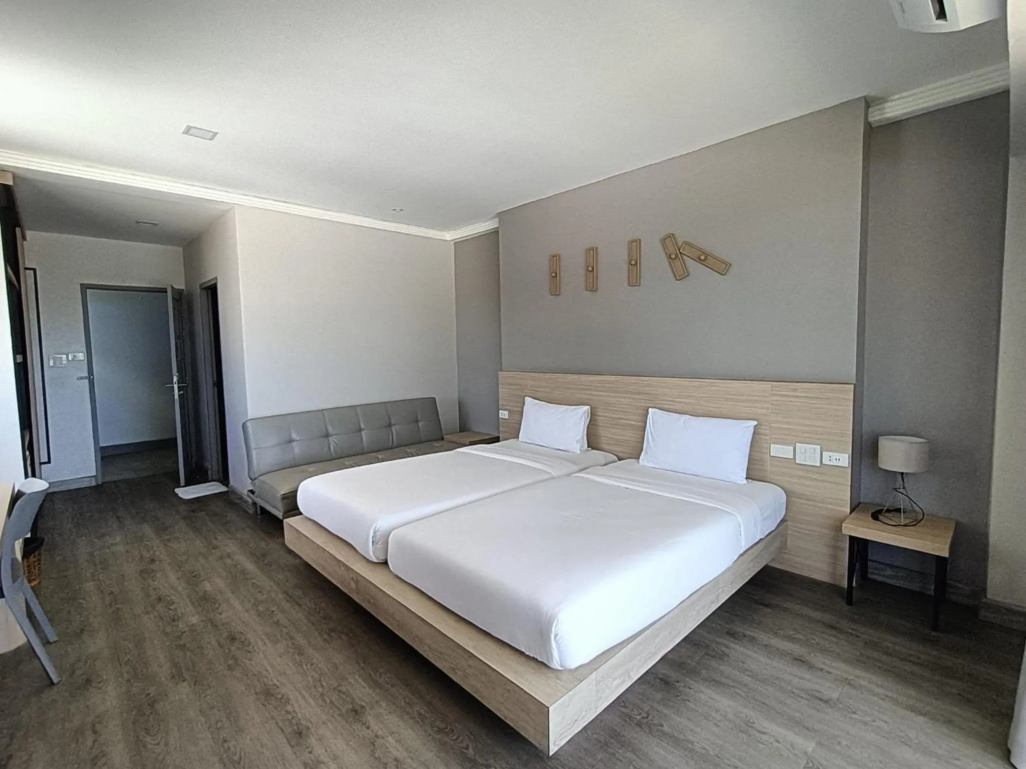 Bed in Rayong Chalet Resort