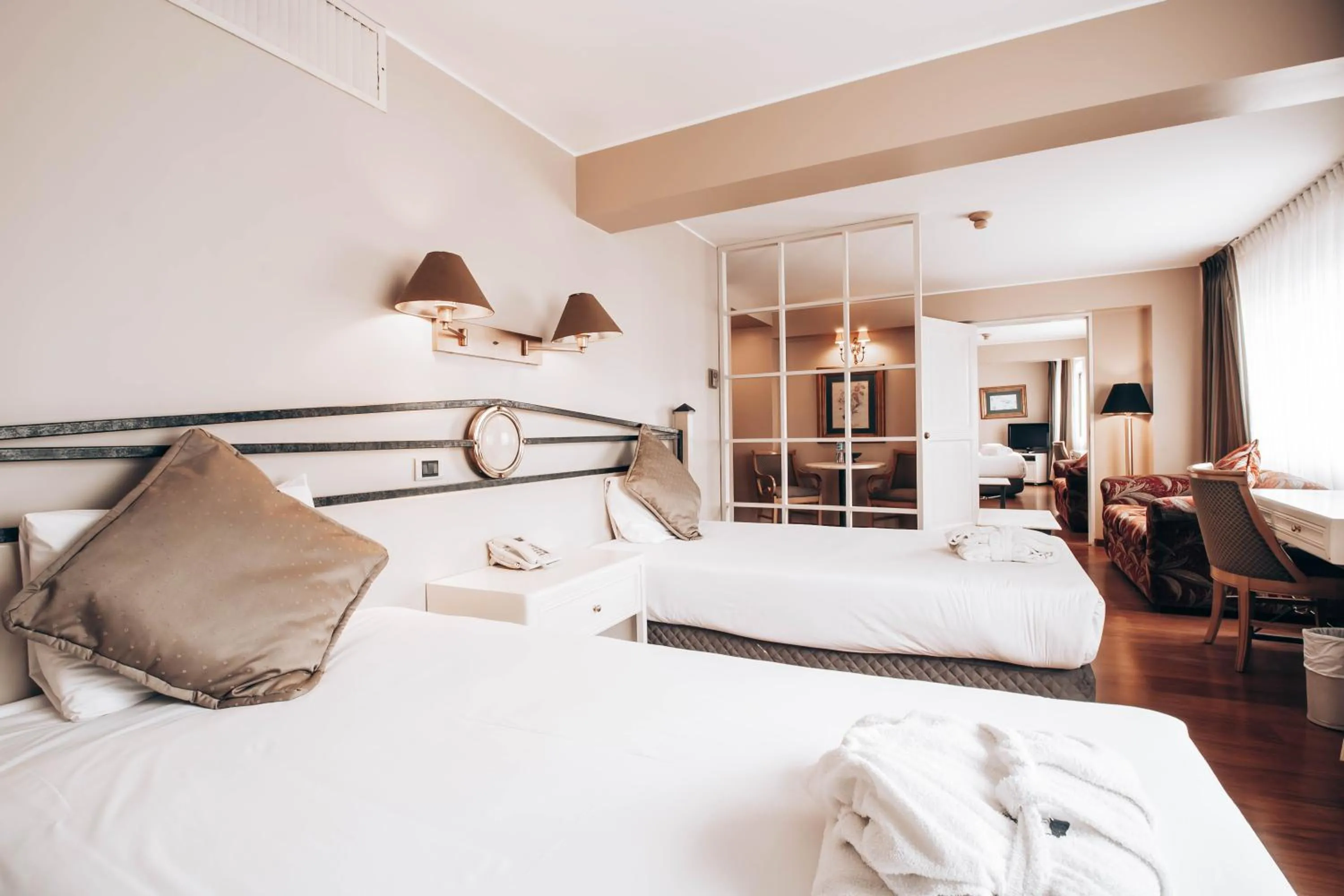 Photo of the whole room, Bed in Suites del Bosque Hotel