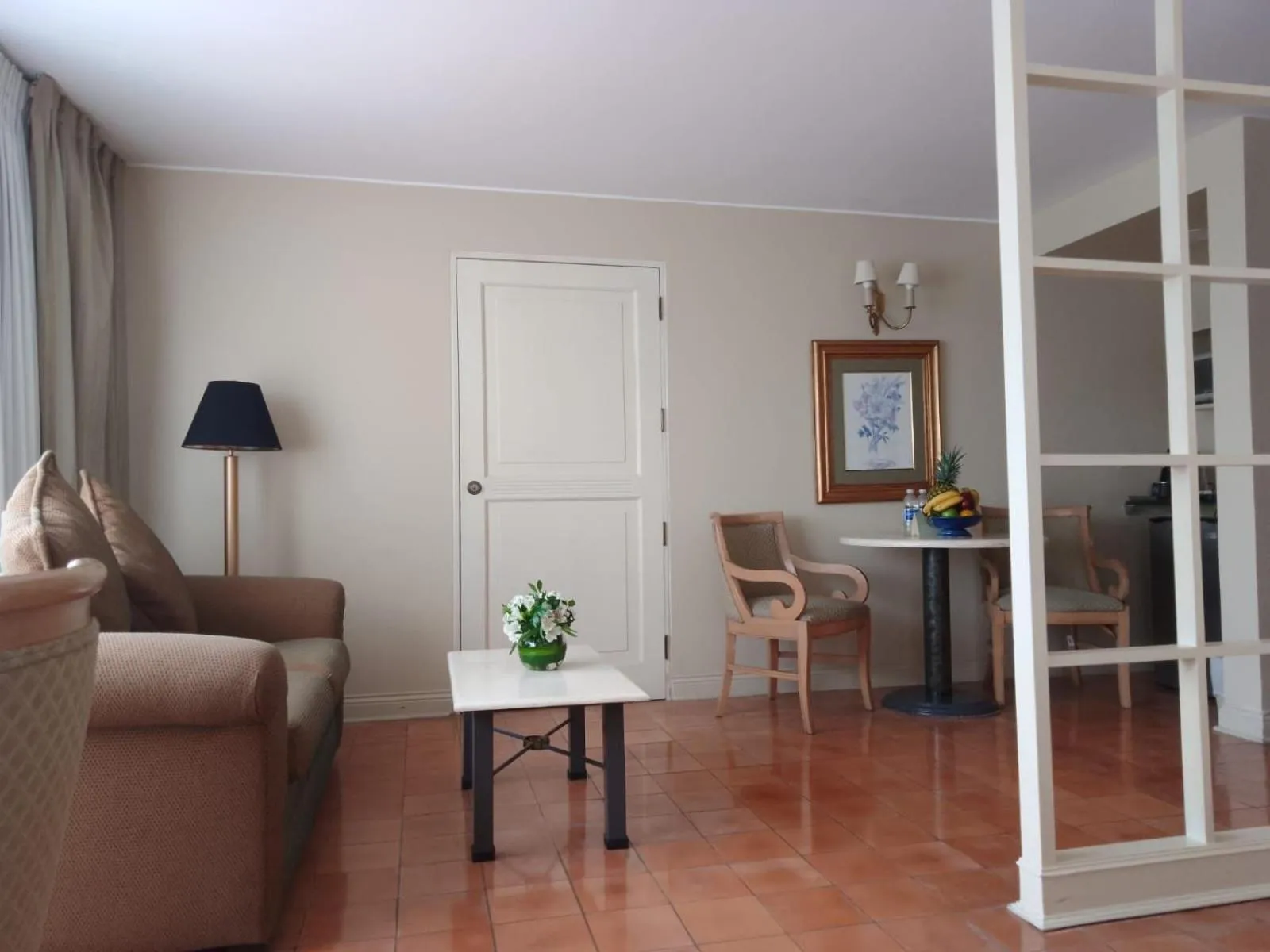 Living room in Suites del Bosque Hotel