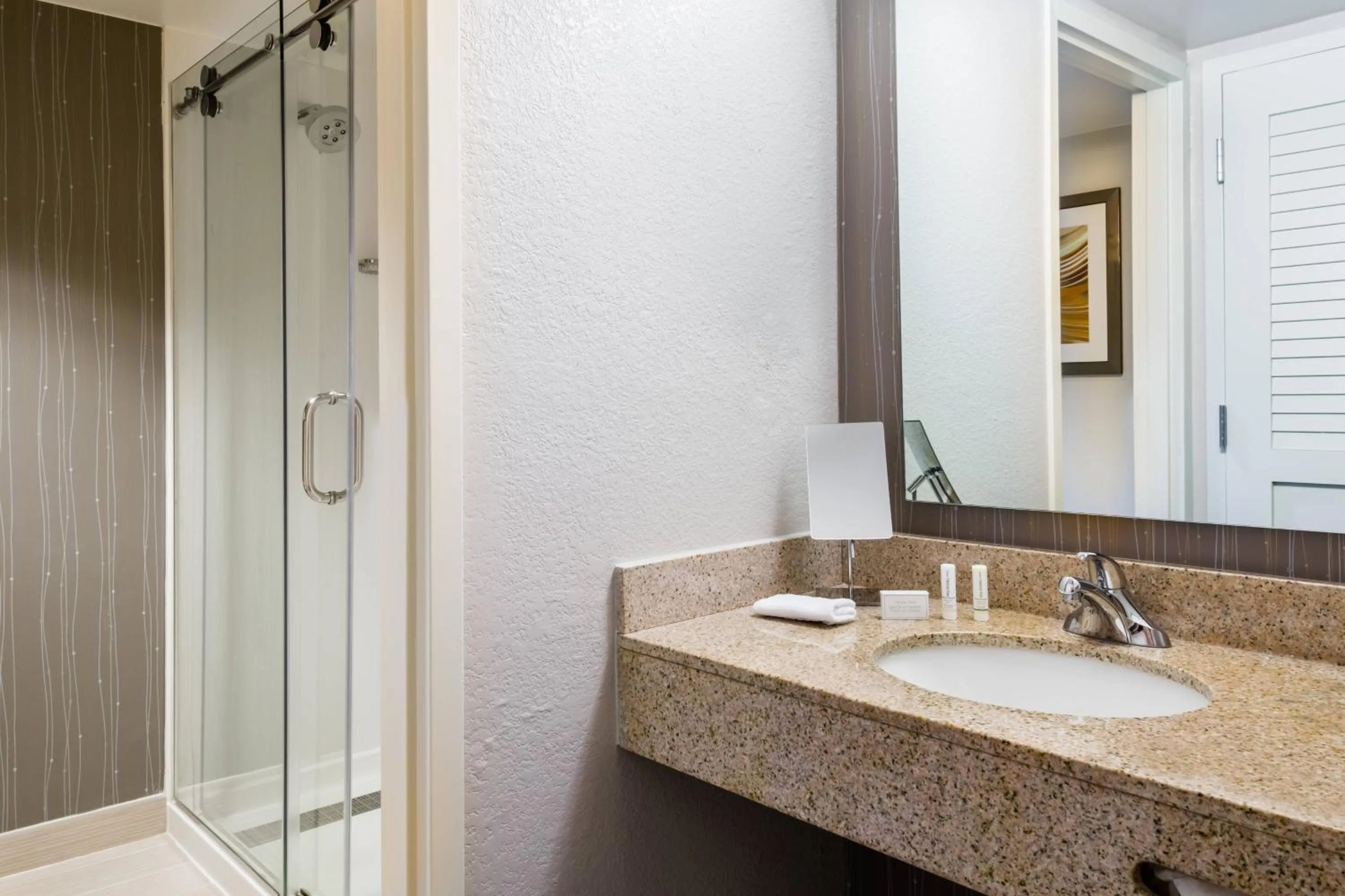 Bathroom in Courtyard Mobile