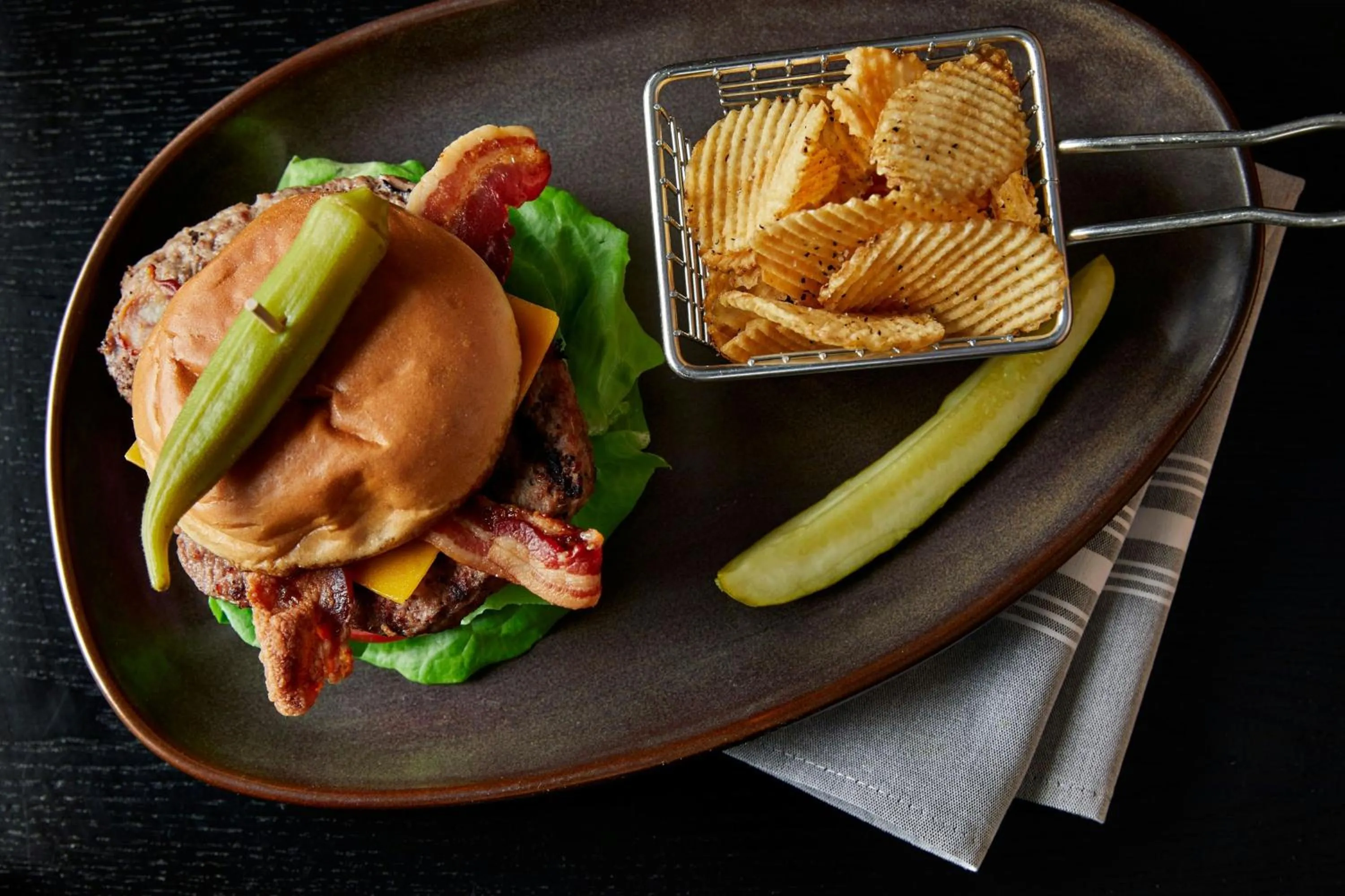 Restaurant/places to eat in Renaissance Mobile Riverview Plaza Hotel