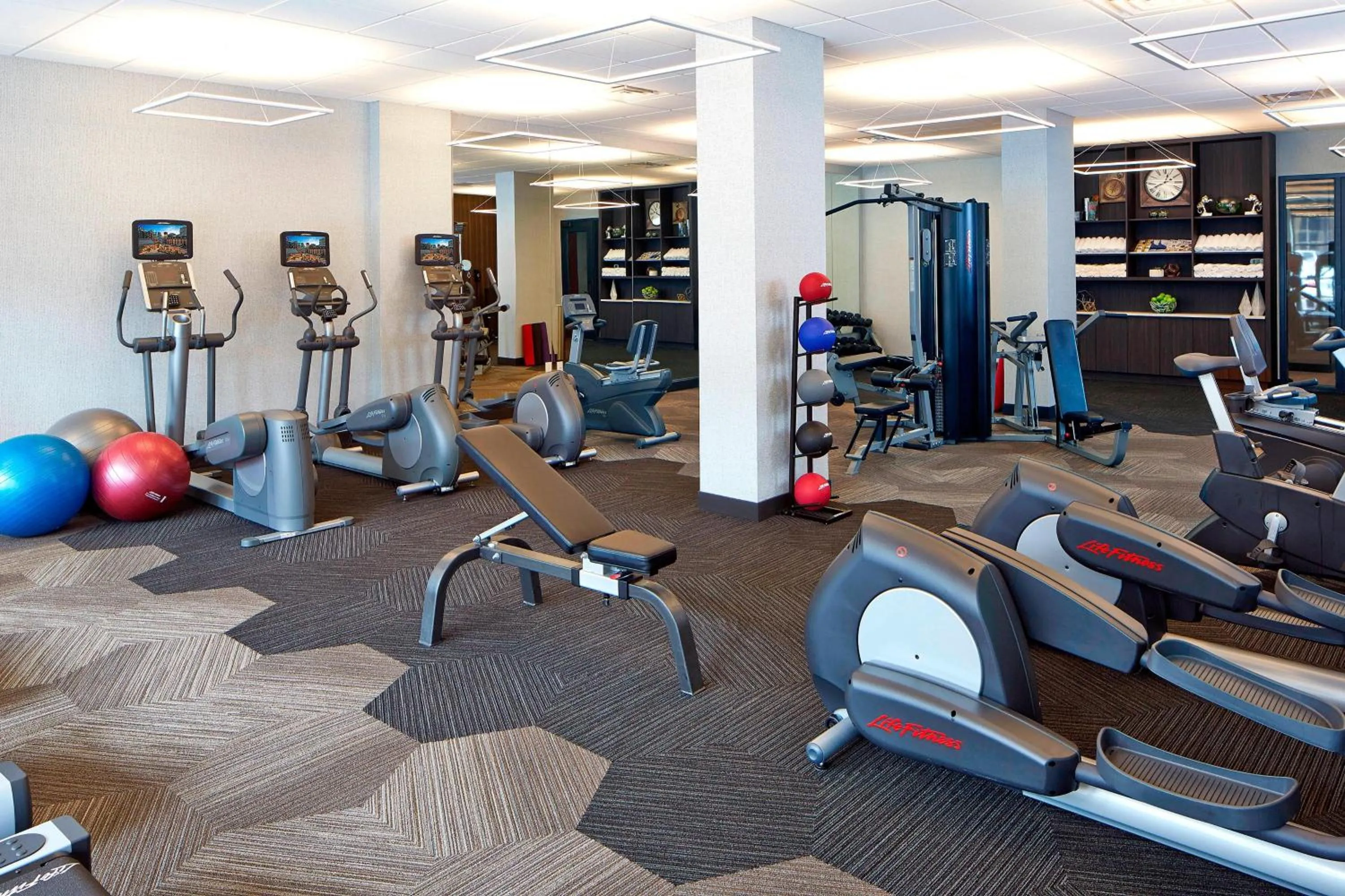 Fitness centre/facilities in Renaissance Minneapolis Hotel, The Depot