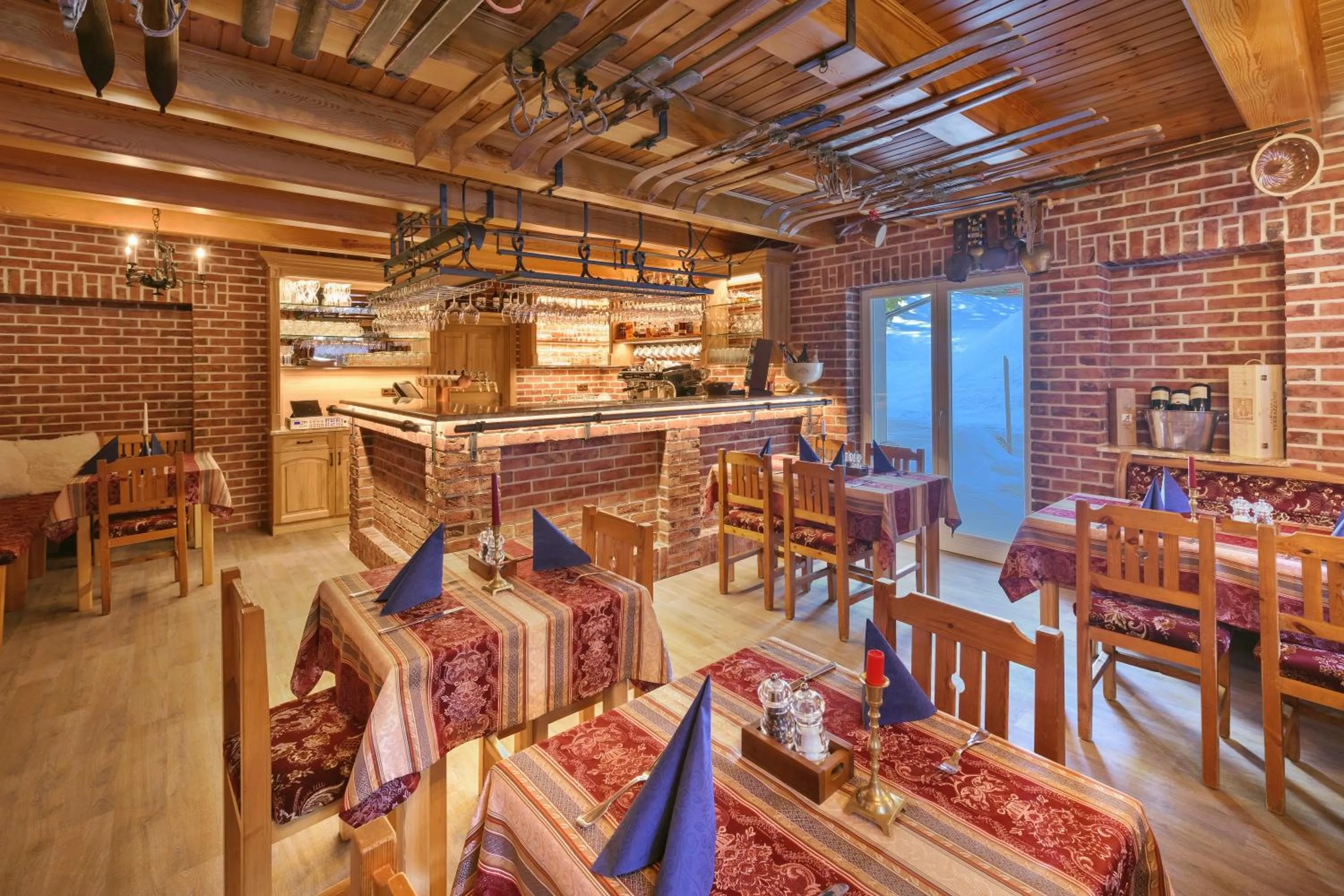 Restaurant/places to eat in Hotel Resort Martin & Kristyna