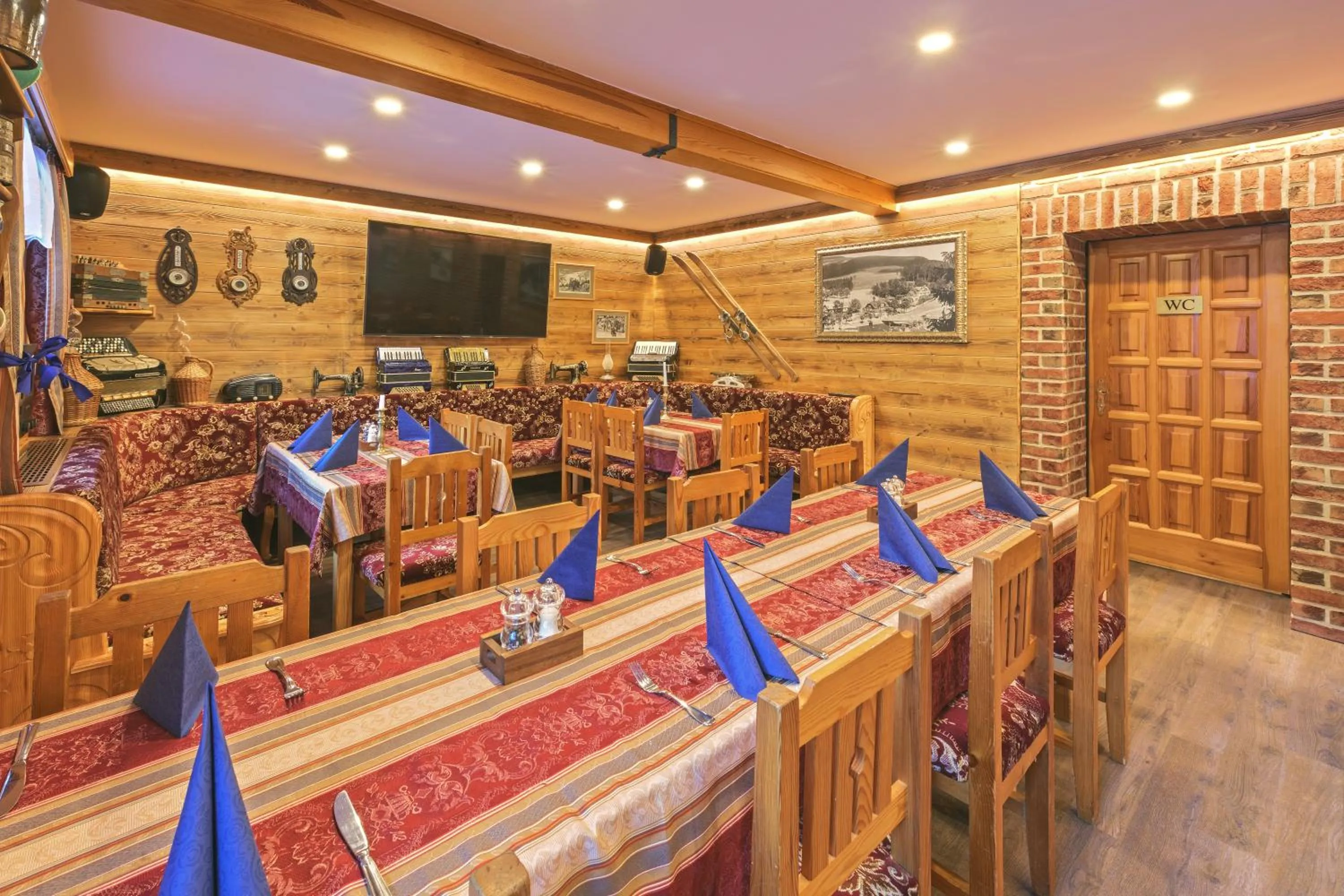 Restaurant/places to eat in Hotel Resort Martin & Kristyna