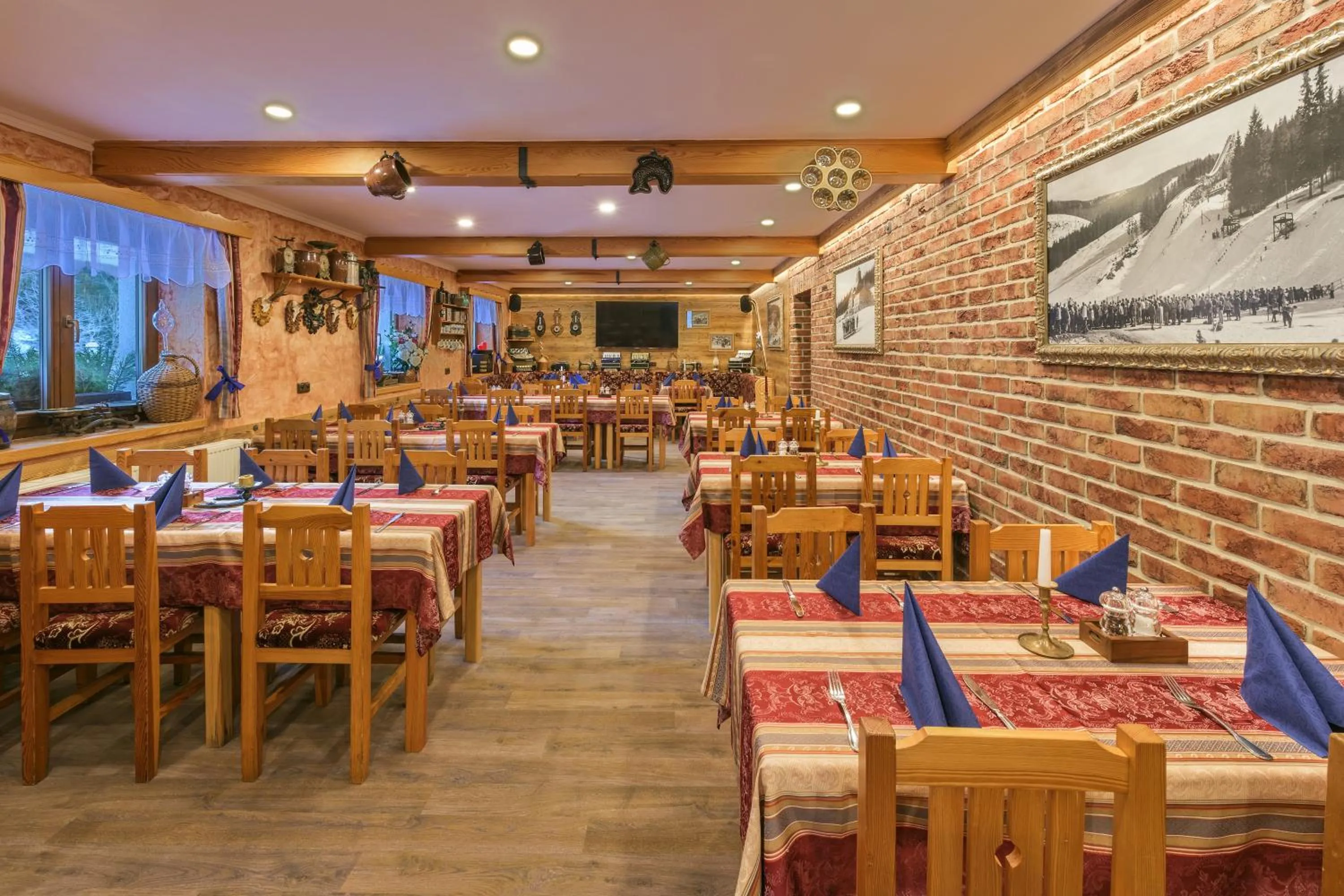 Restaurant/places to eat in Hotel Resort Martin & Kristyna