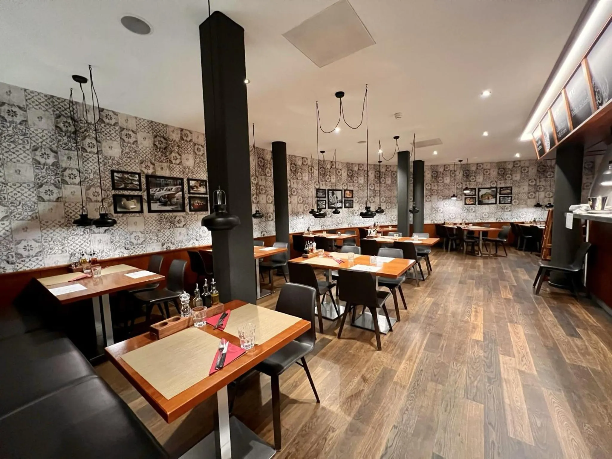 Restaurant/places to eat in Swiss Holiday Park Resort