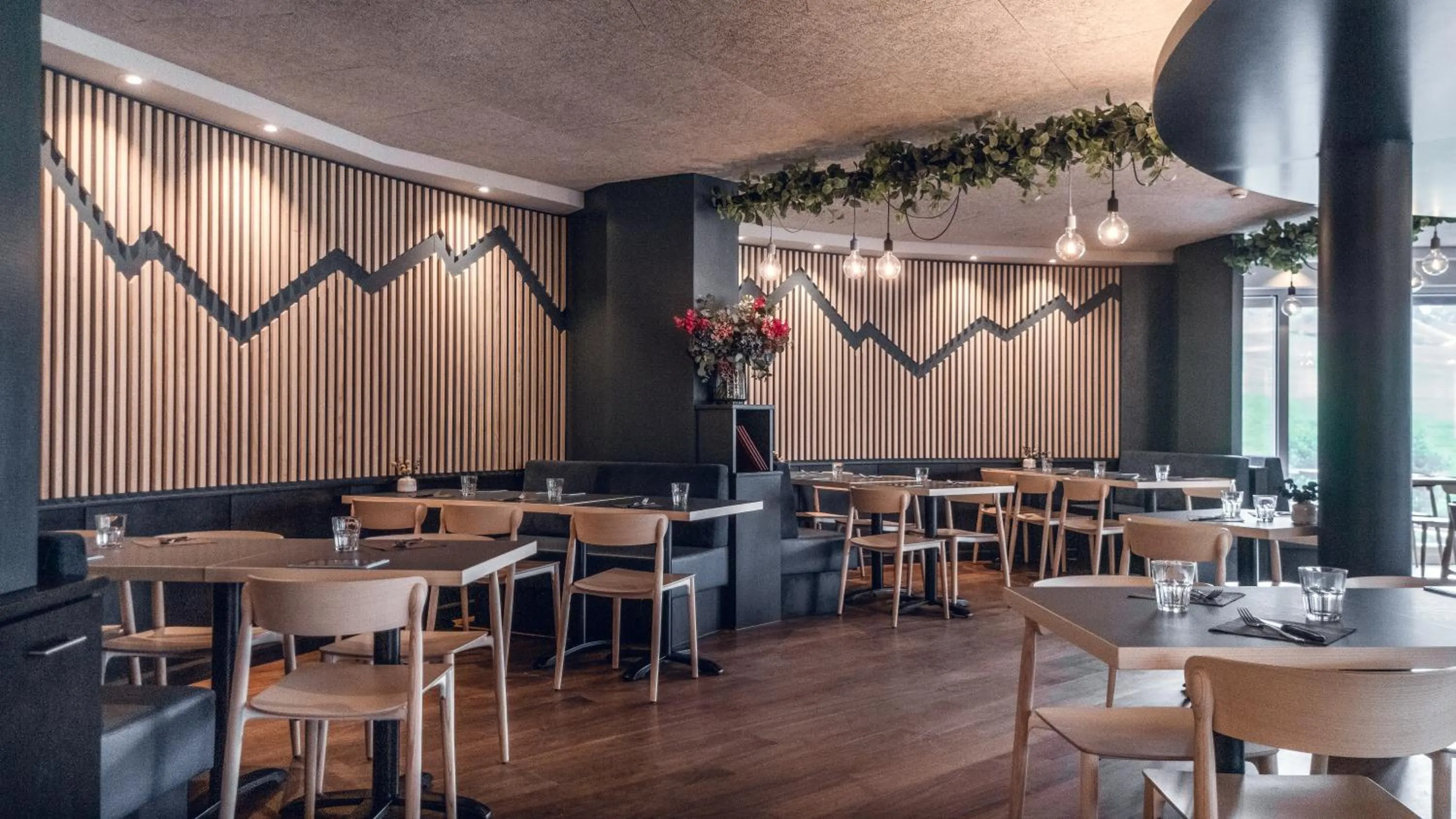 Restaurant/places to eat in Swiss Holiday Park Resort