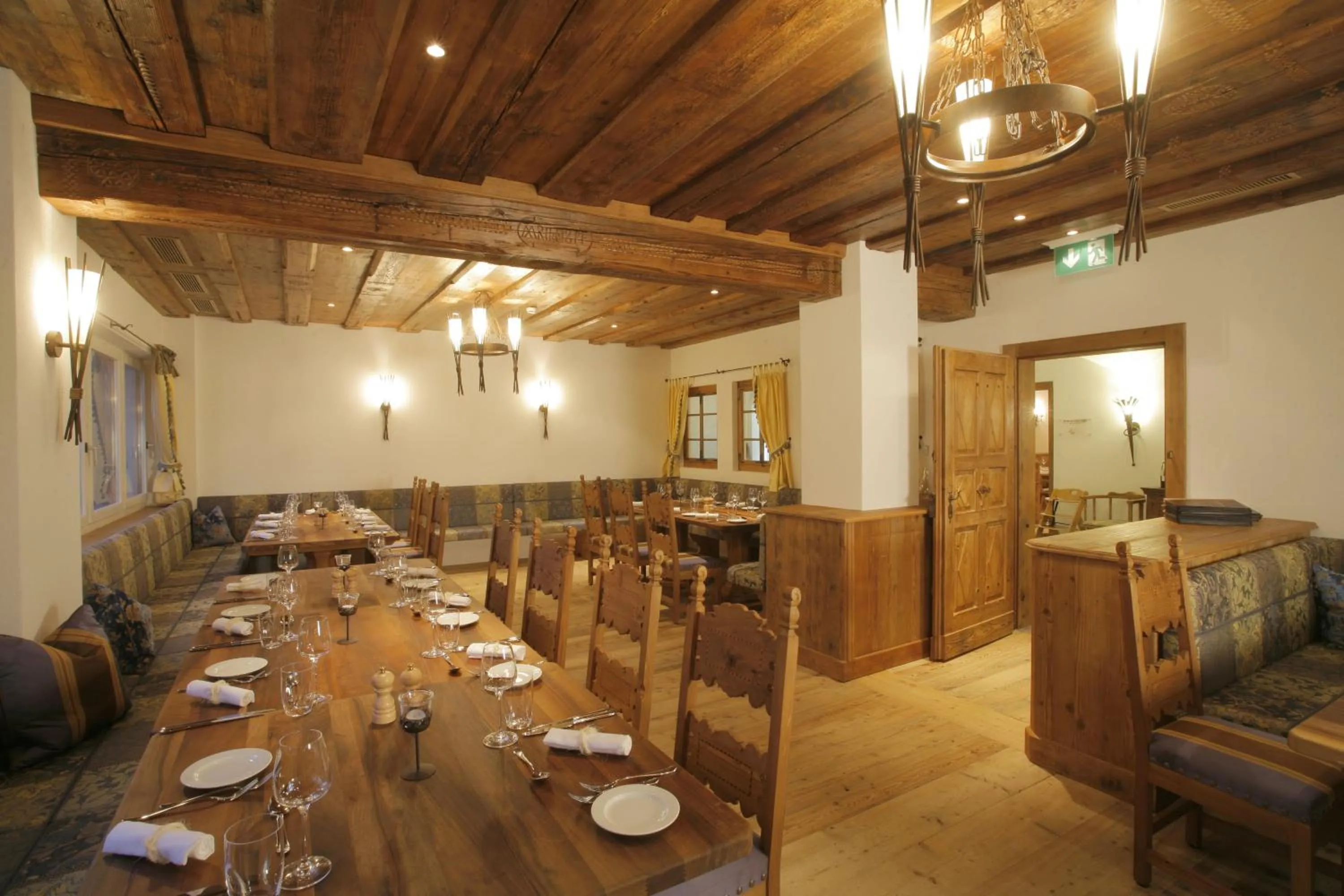 Restaurant/places to eat in Swiss Holiday Park Resort