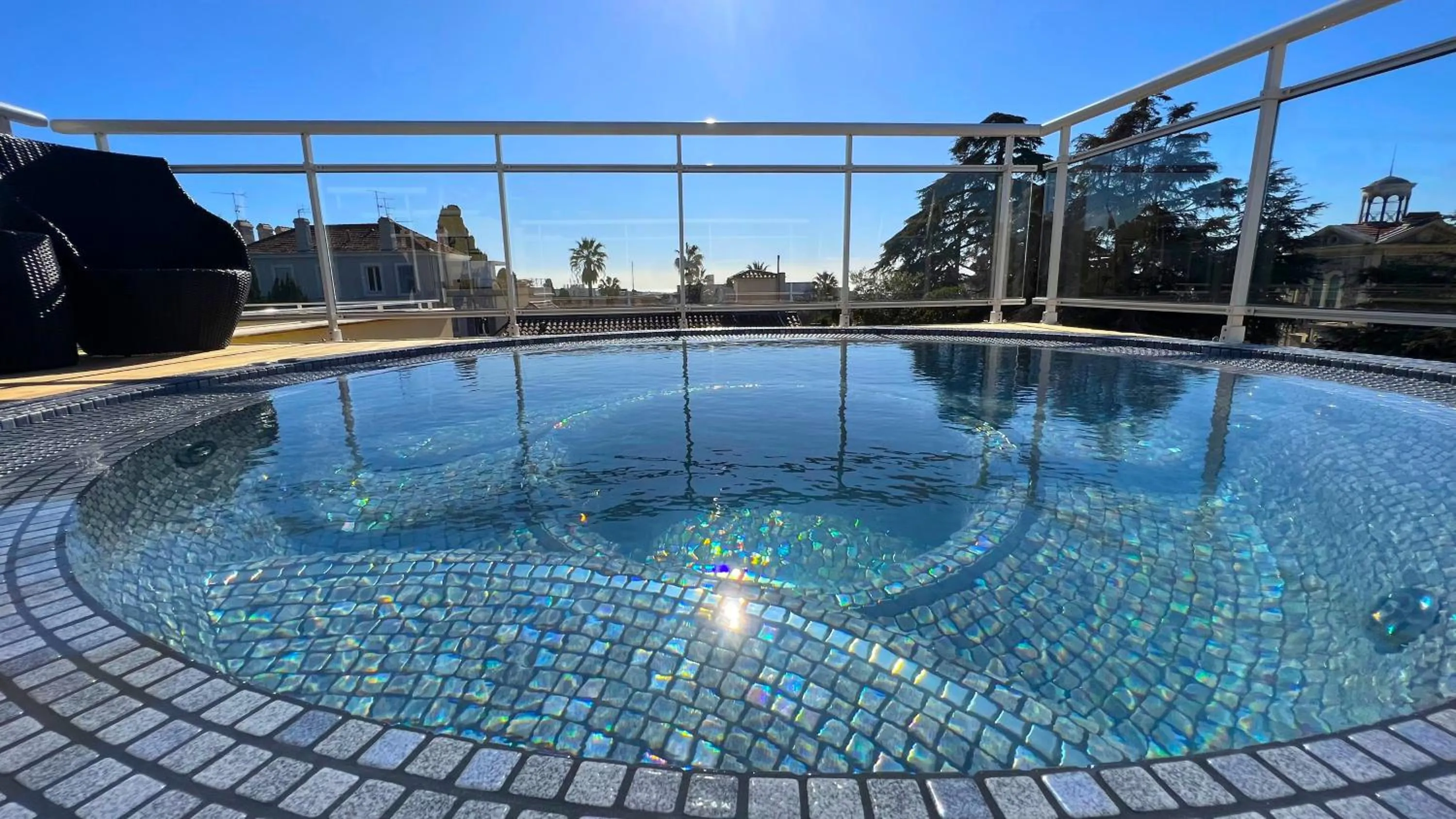 Hot Tub in La Bastide de l'Oliveraie
