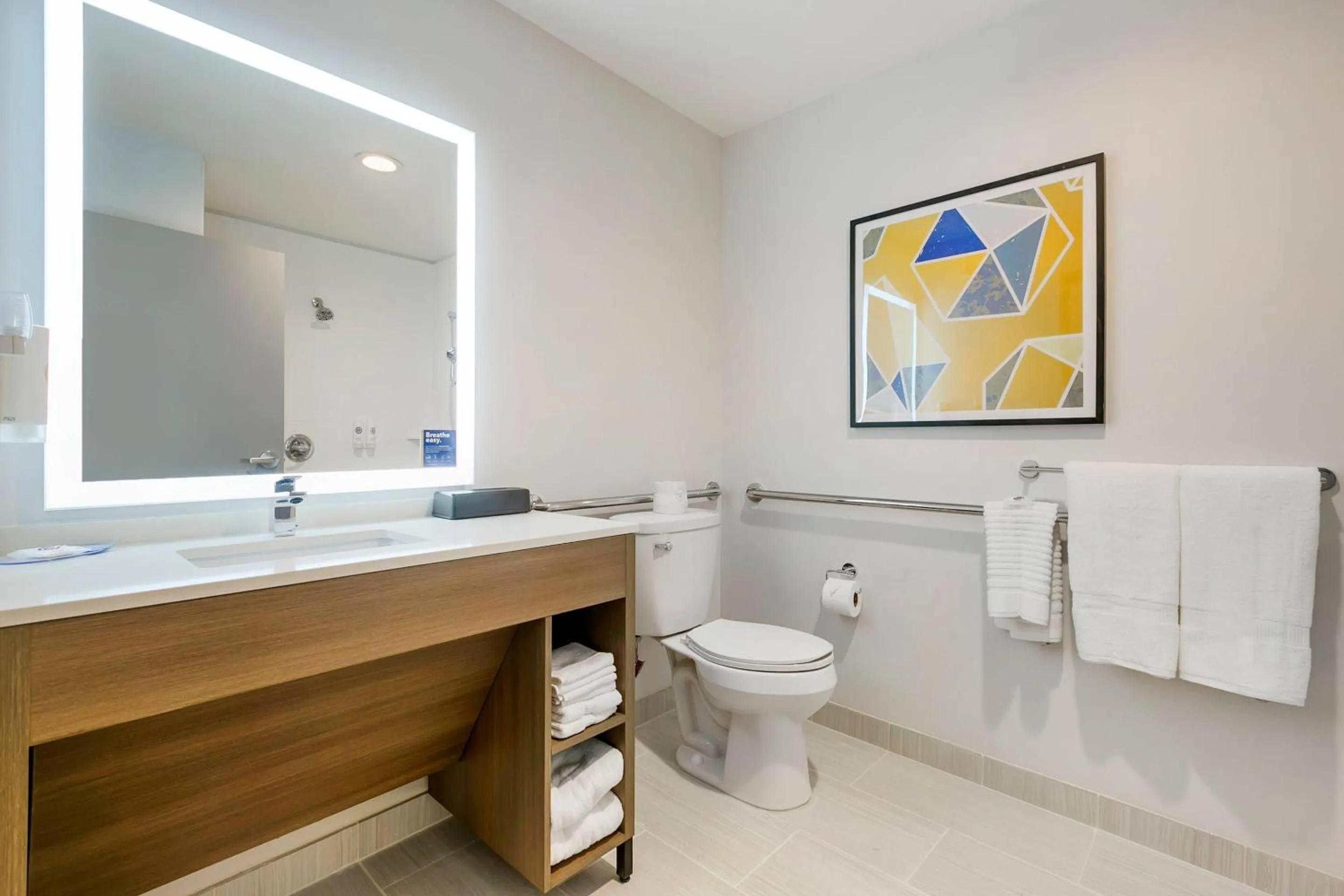 Bedroom in Comfort Inn & Suites Houma