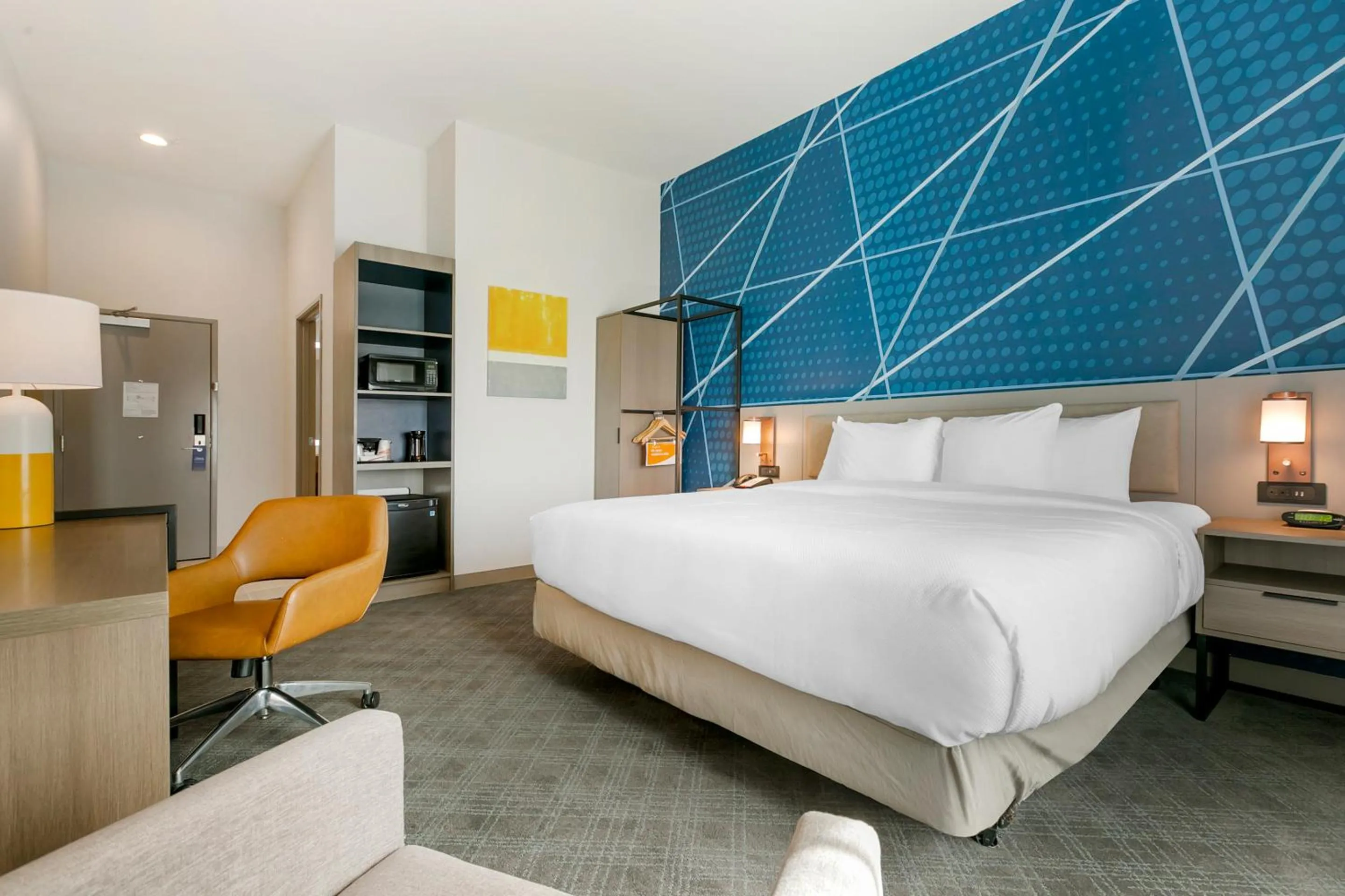 Bedroom, Bed in Comfort Inn & Suites Houma