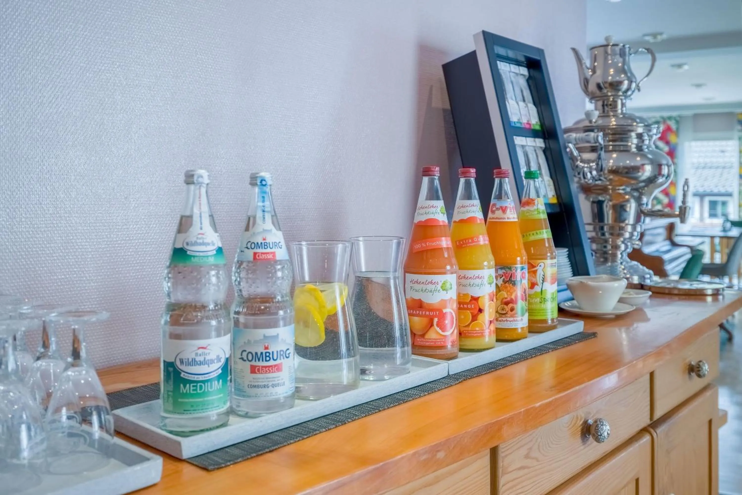 Restaurant/places to eat in Aspire Kronprinz, Trademark Collection by Wyndham