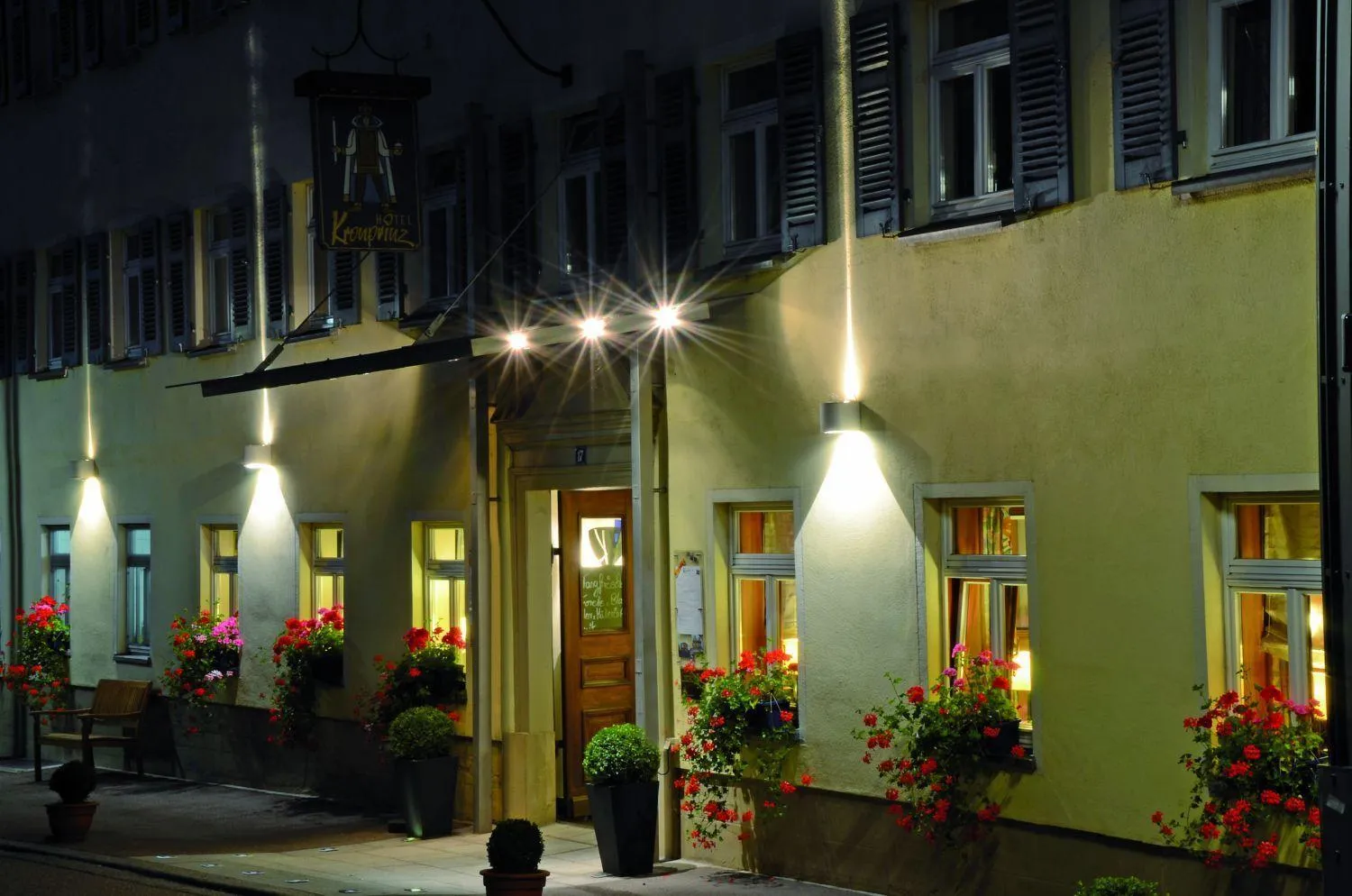 Facade/entrance in Hotel Kronprinz