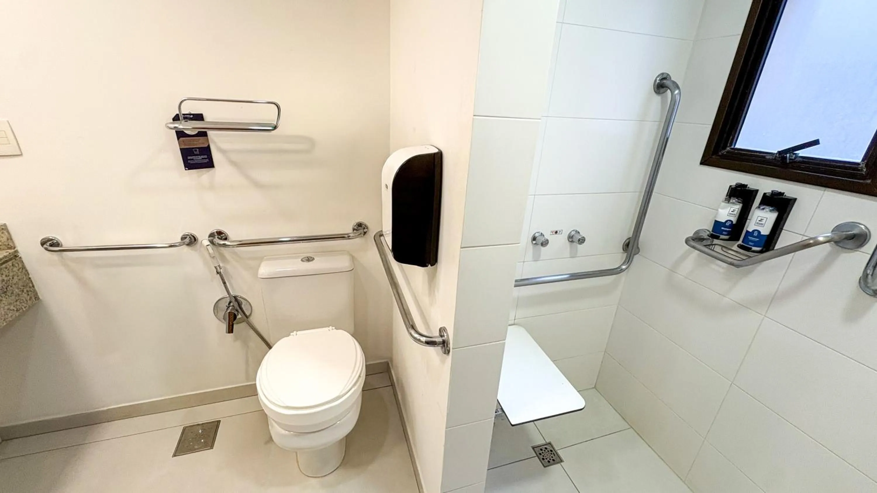 Bathroom in Slaviero Porto Alegre Moinhos